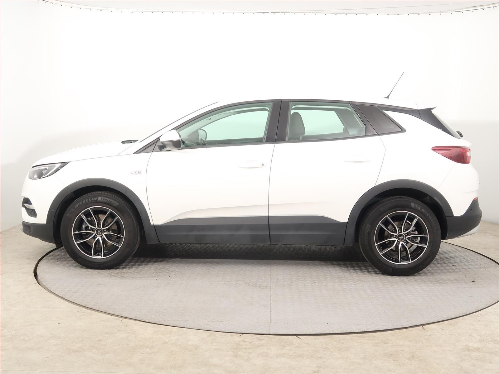 Opel Grandland X, 1.2 Turbo, Záruka, ČR,1.maj - fotka 3