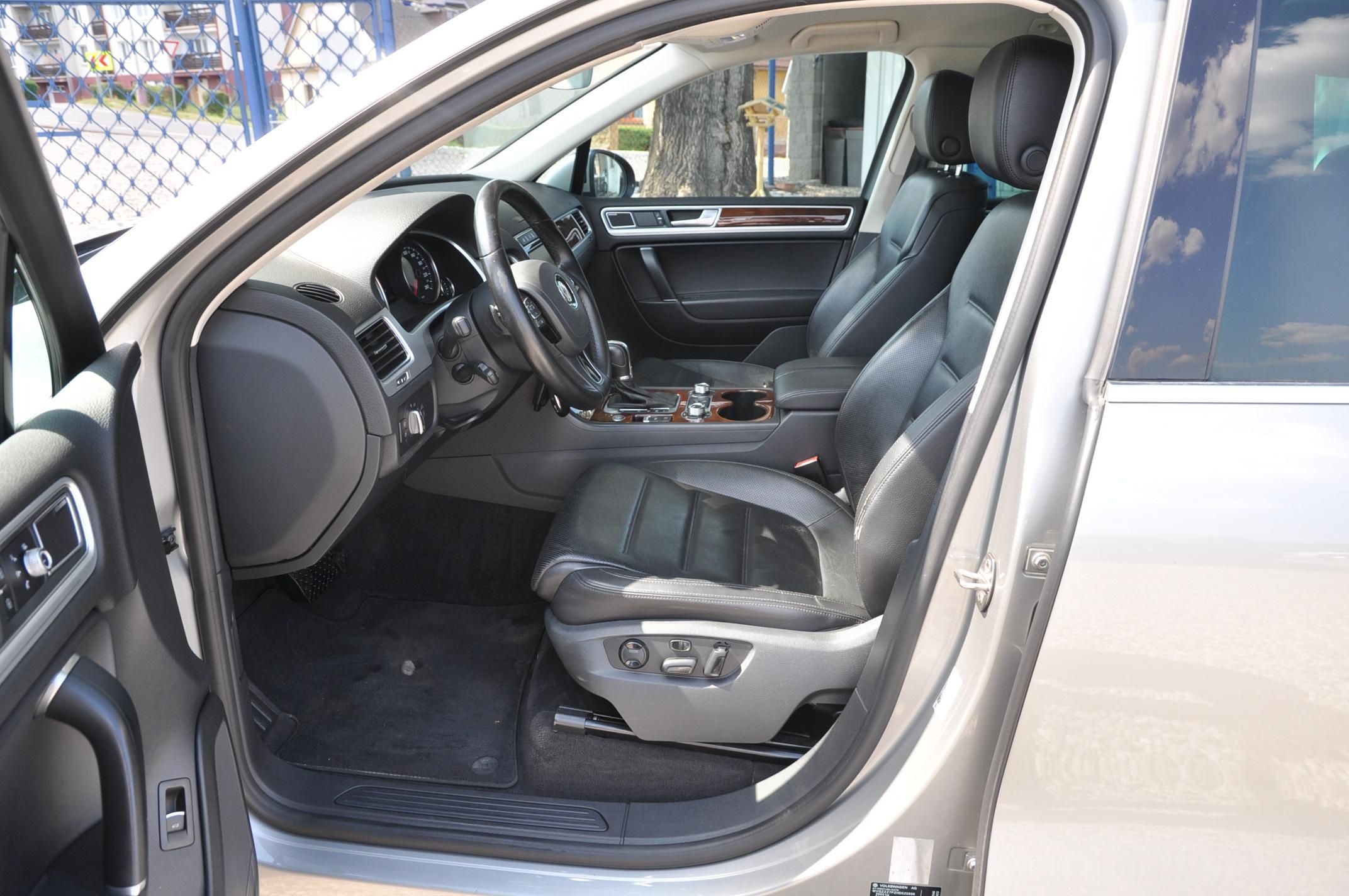 Volkswagen Touareg, 3.0TDi 193kW 4x4 Automat - fotka 6