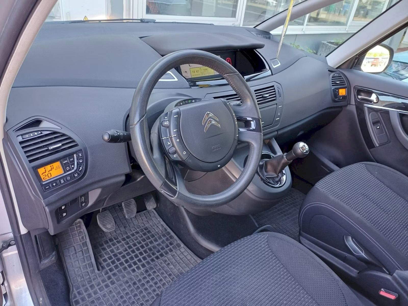 Citroën C4 Picasso - fotka 4