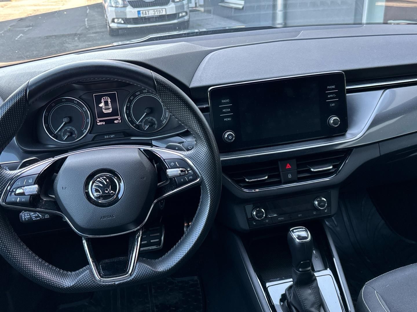 Škoda Kamiq, 1.5 TSI / 110 kW Style DSG - fotka 6