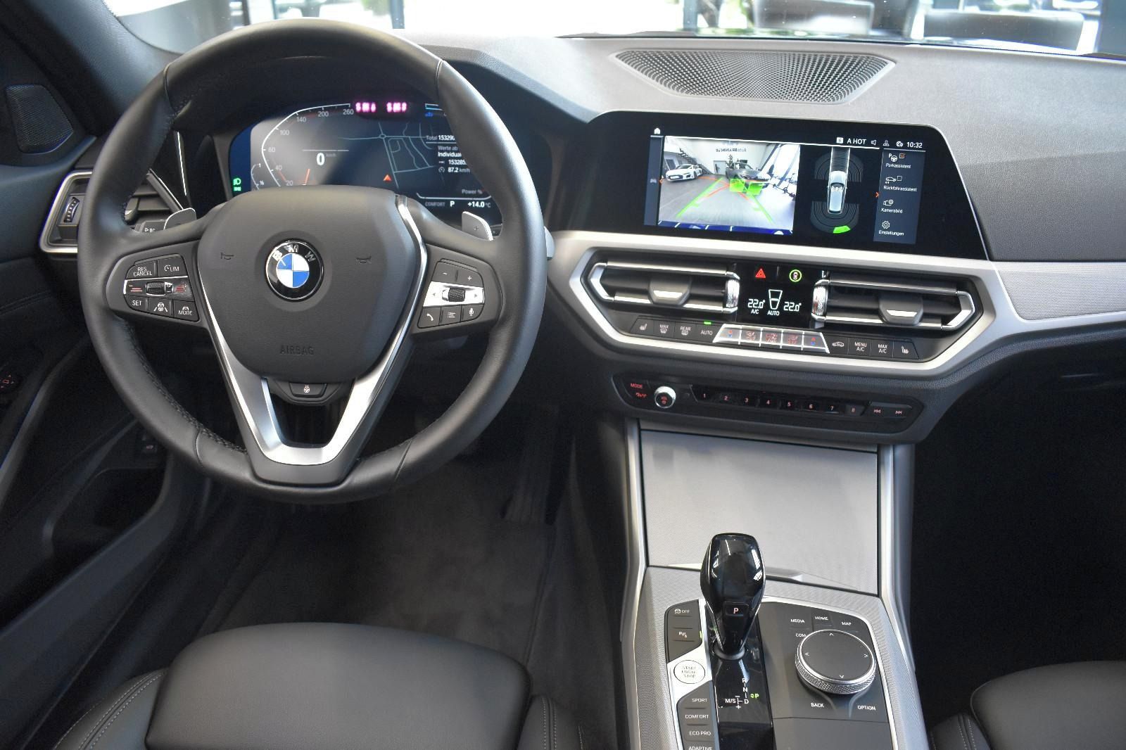 BMW Řada 3, G21 320D - fotka 6