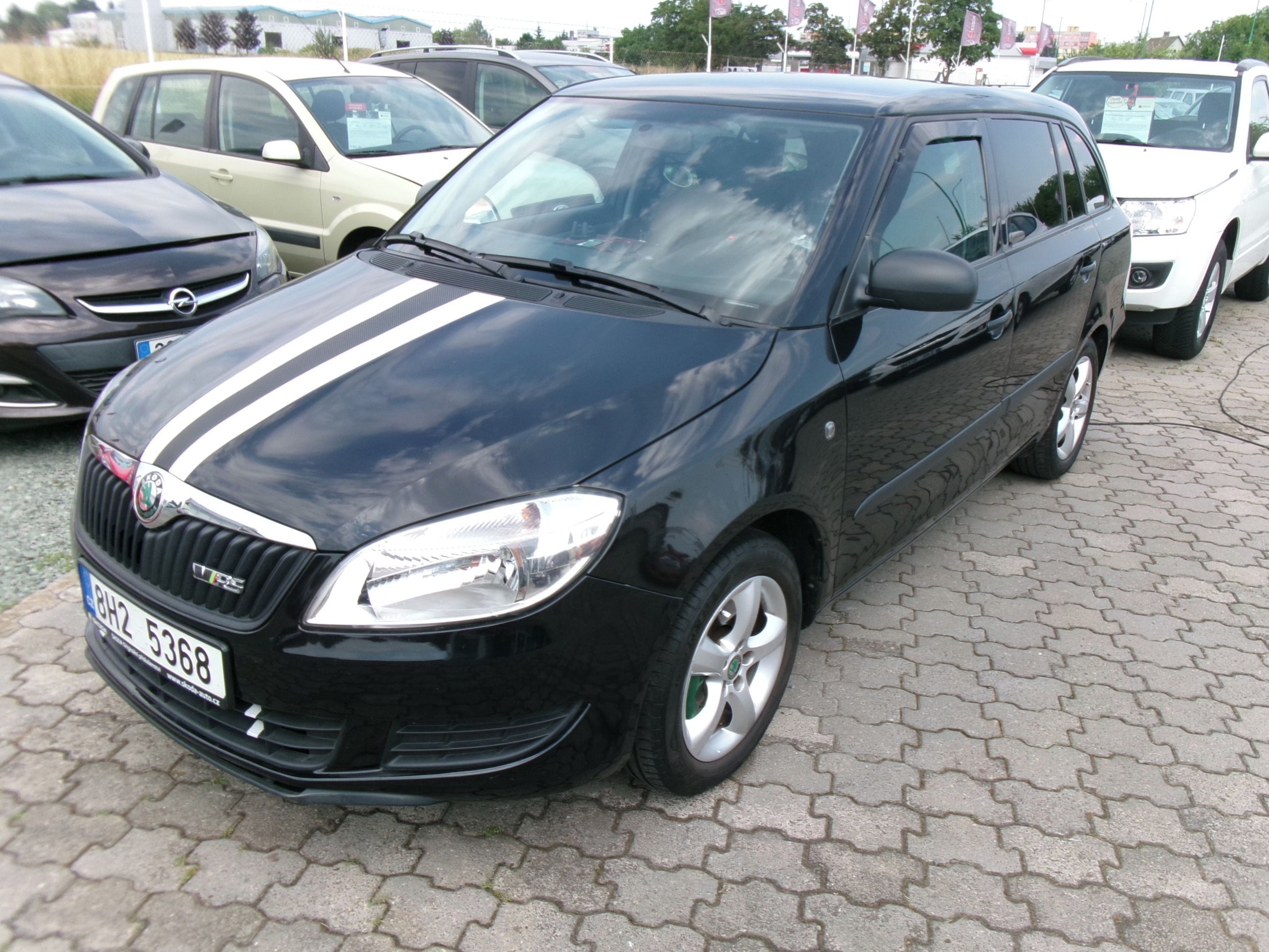 Škoda Fabia, 1.2TSi 77kw,2x kola - fotka 3