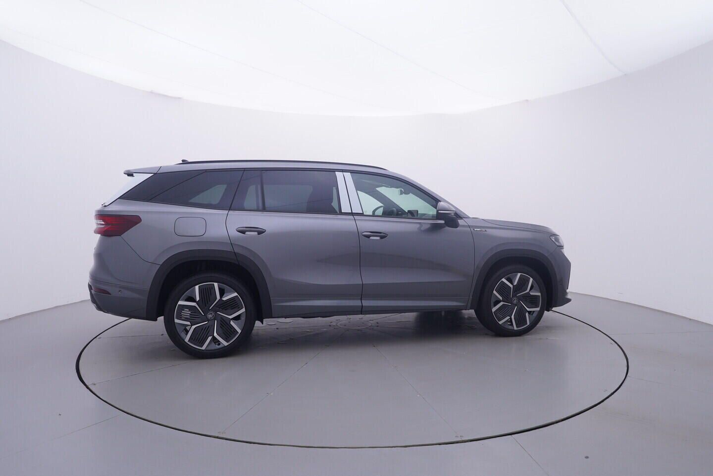 Škoda Kodiaq, Sportline 2,0 TDI 4x4 142 kW - fotka 6