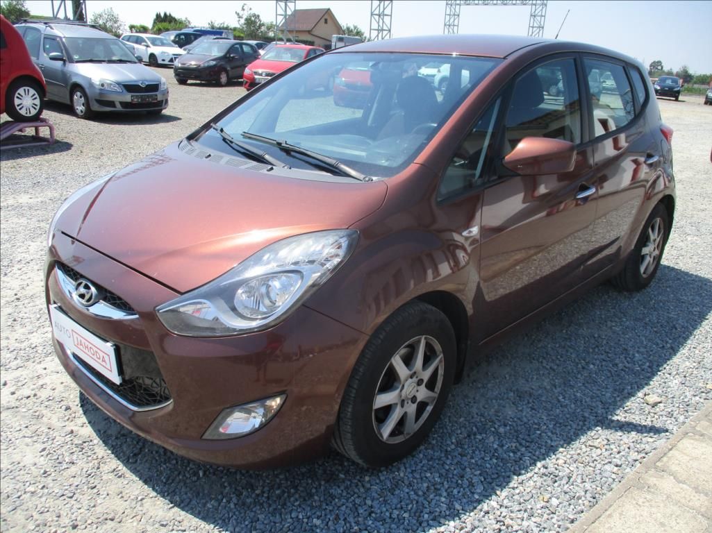 Hyundai ix20, 1,6 CVVT, digiklima,servis,CZ, - fotka 3