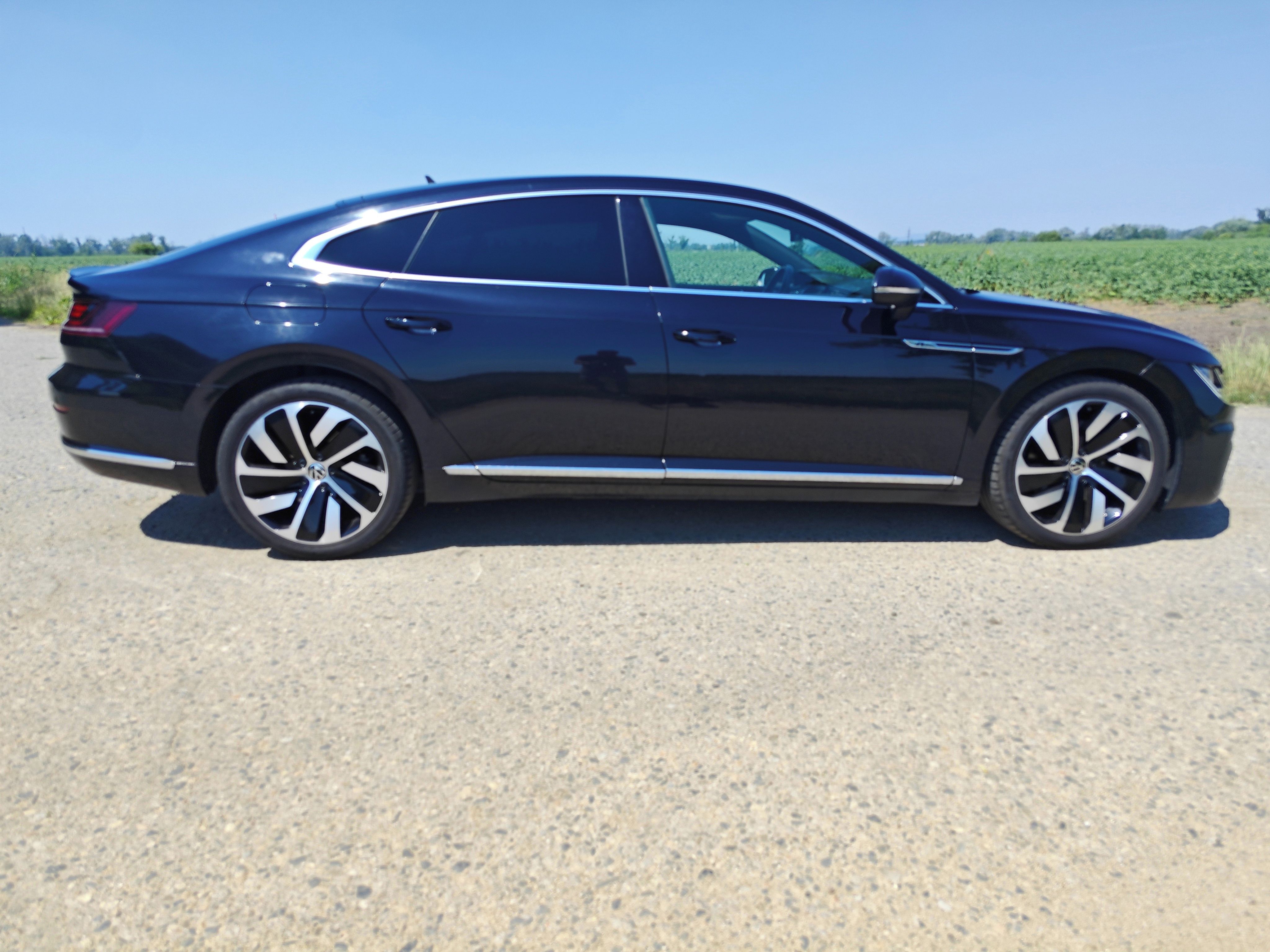 Volkswagen Arteon, 2.0 Bi-TDI 176KW DSG R-LINE - fotka 2