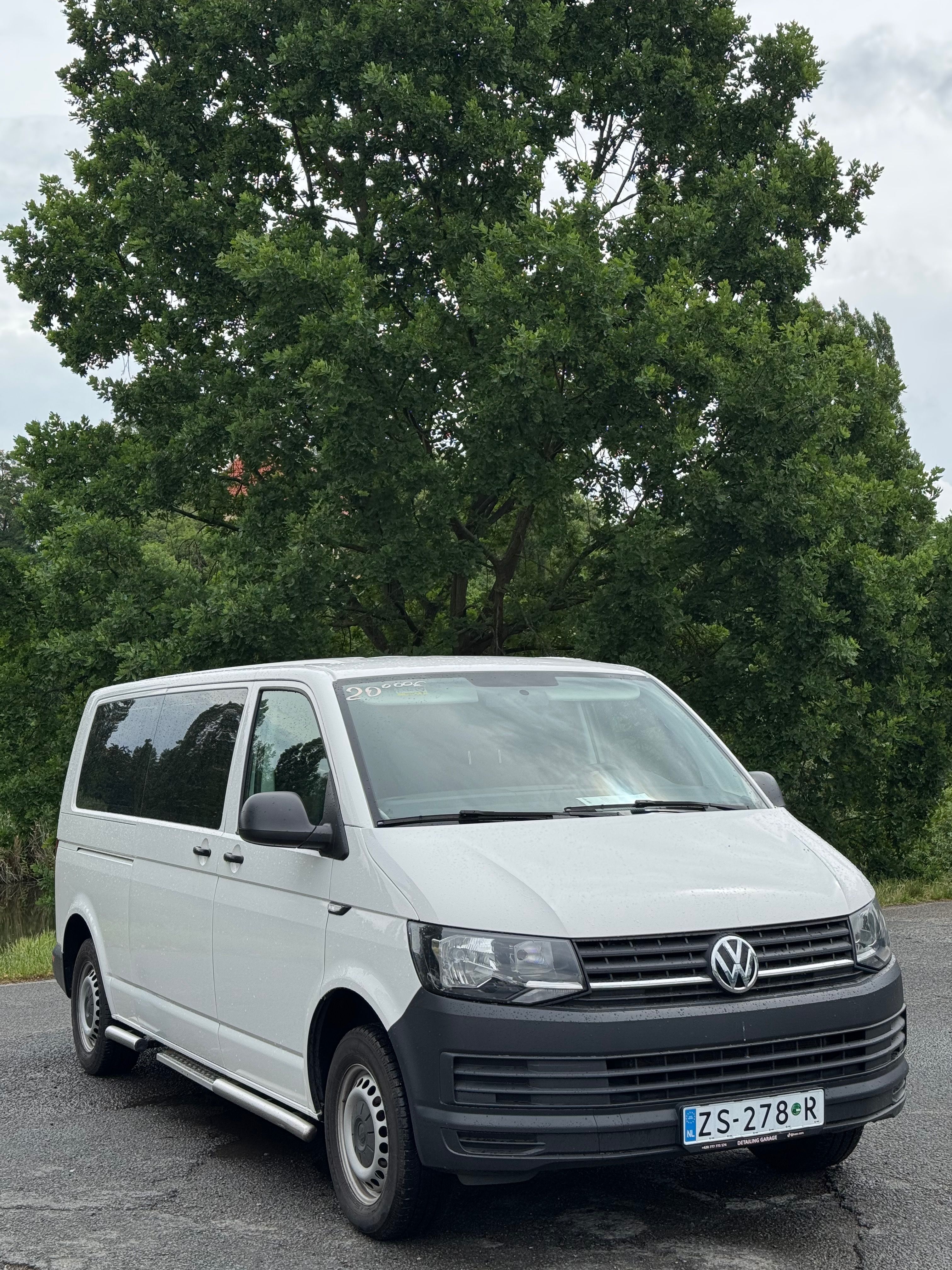 Volkswagen Transporter, 2.0TDI 110kw DSG 9 míst - fotka 2