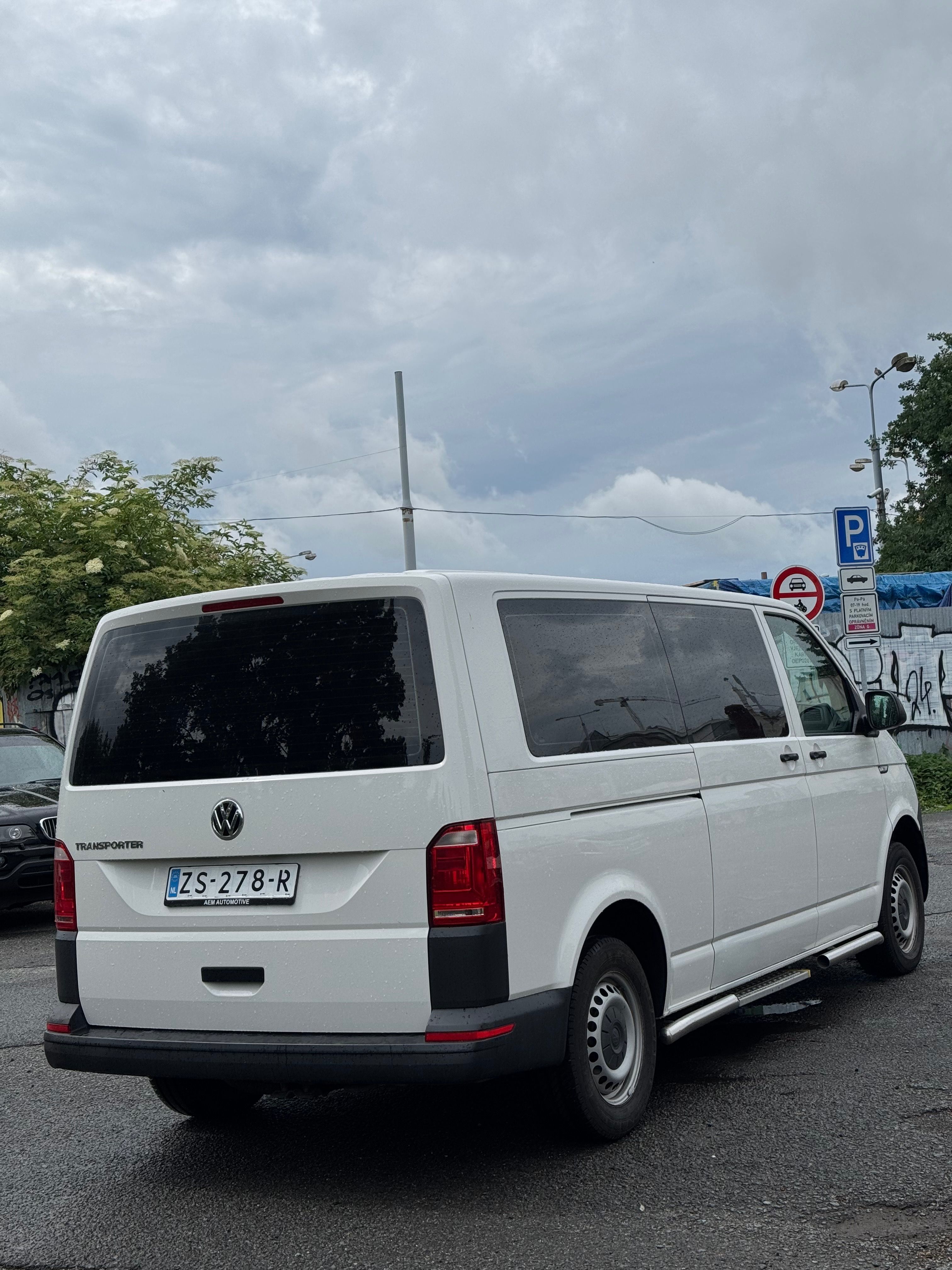 Volkswagen Transporter, 2.0TDI 110kw DSG 9 míst - fotka 3
