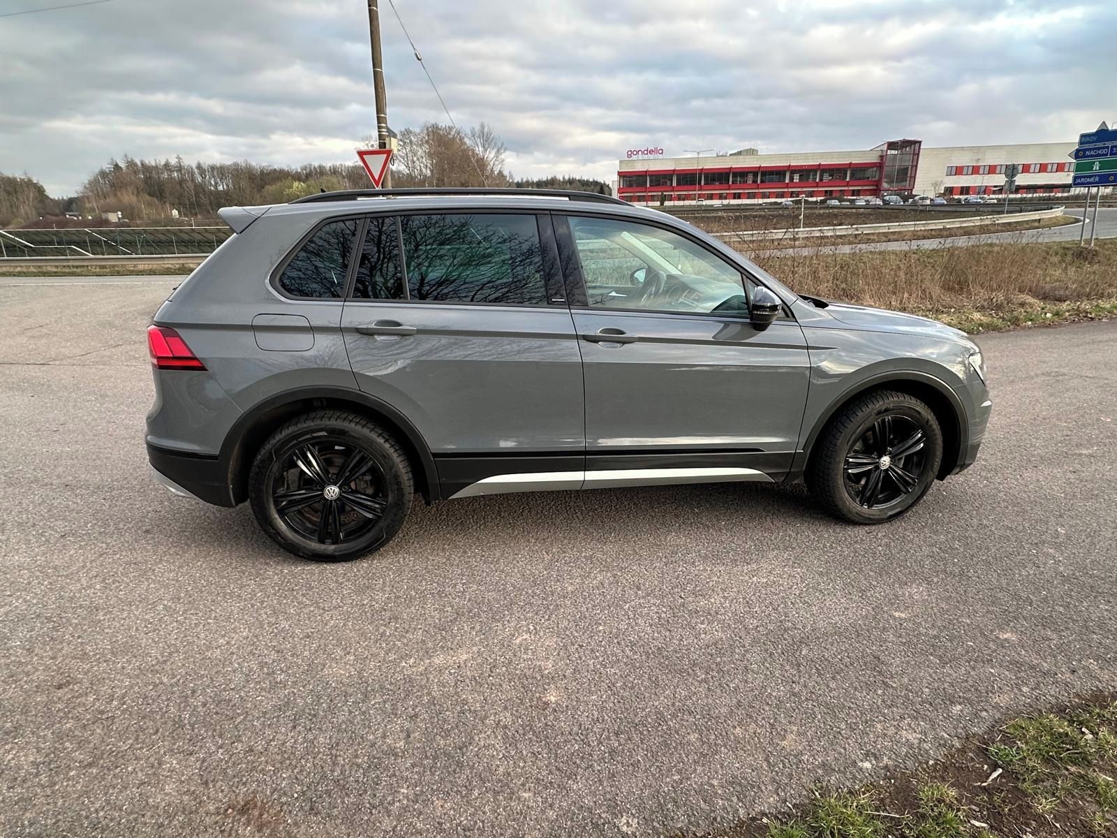 Volkswagen Tiguan - fotka 2