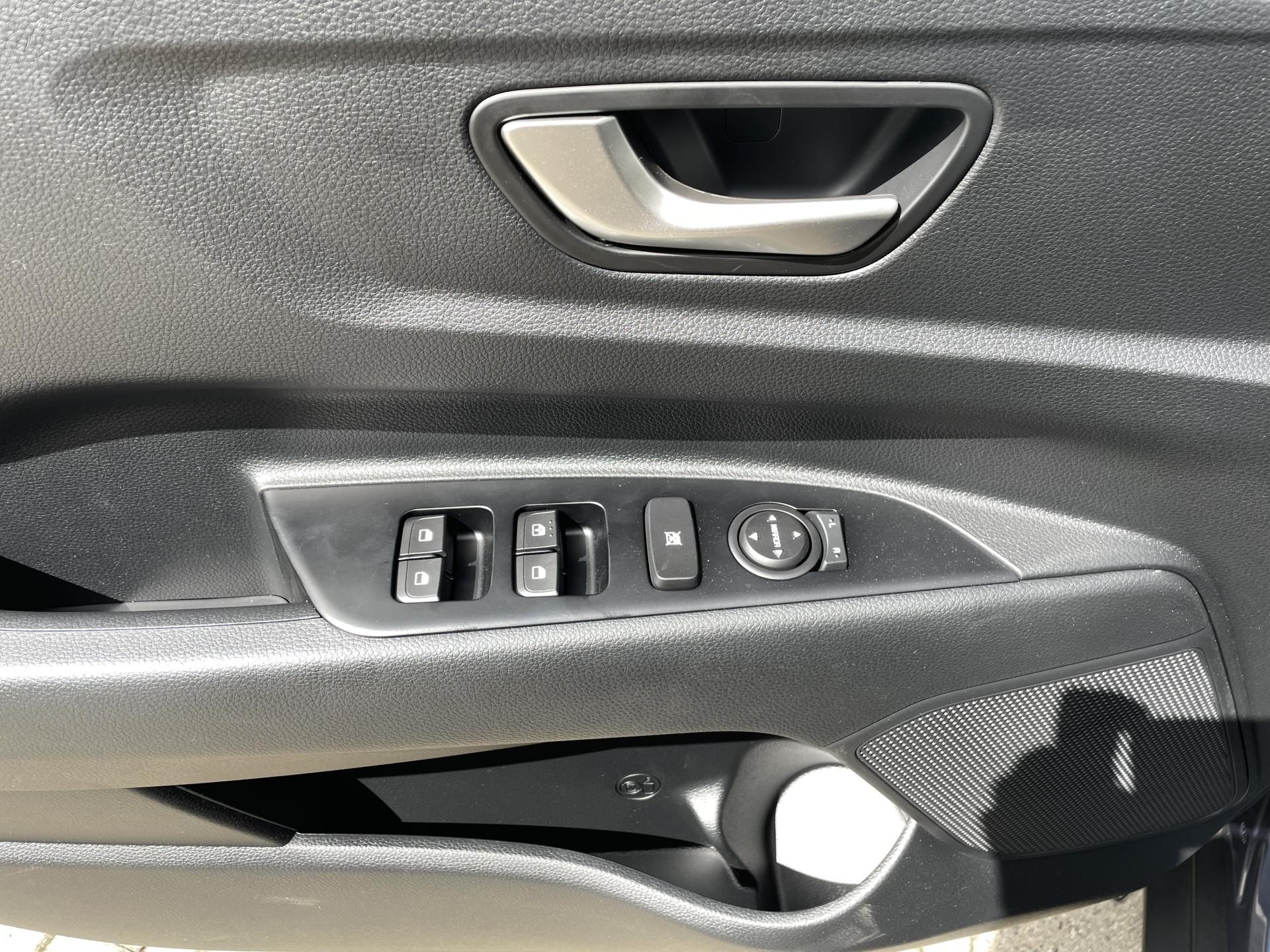 Kia Stonic, 1,0T-GDi SPIN 7DCT - fotka 2