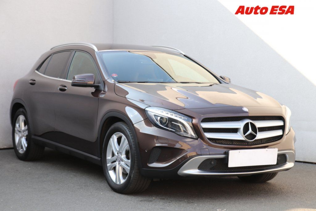 Mercedes-Benz GLA, 250 4Matic 4Mat,ČR,AT