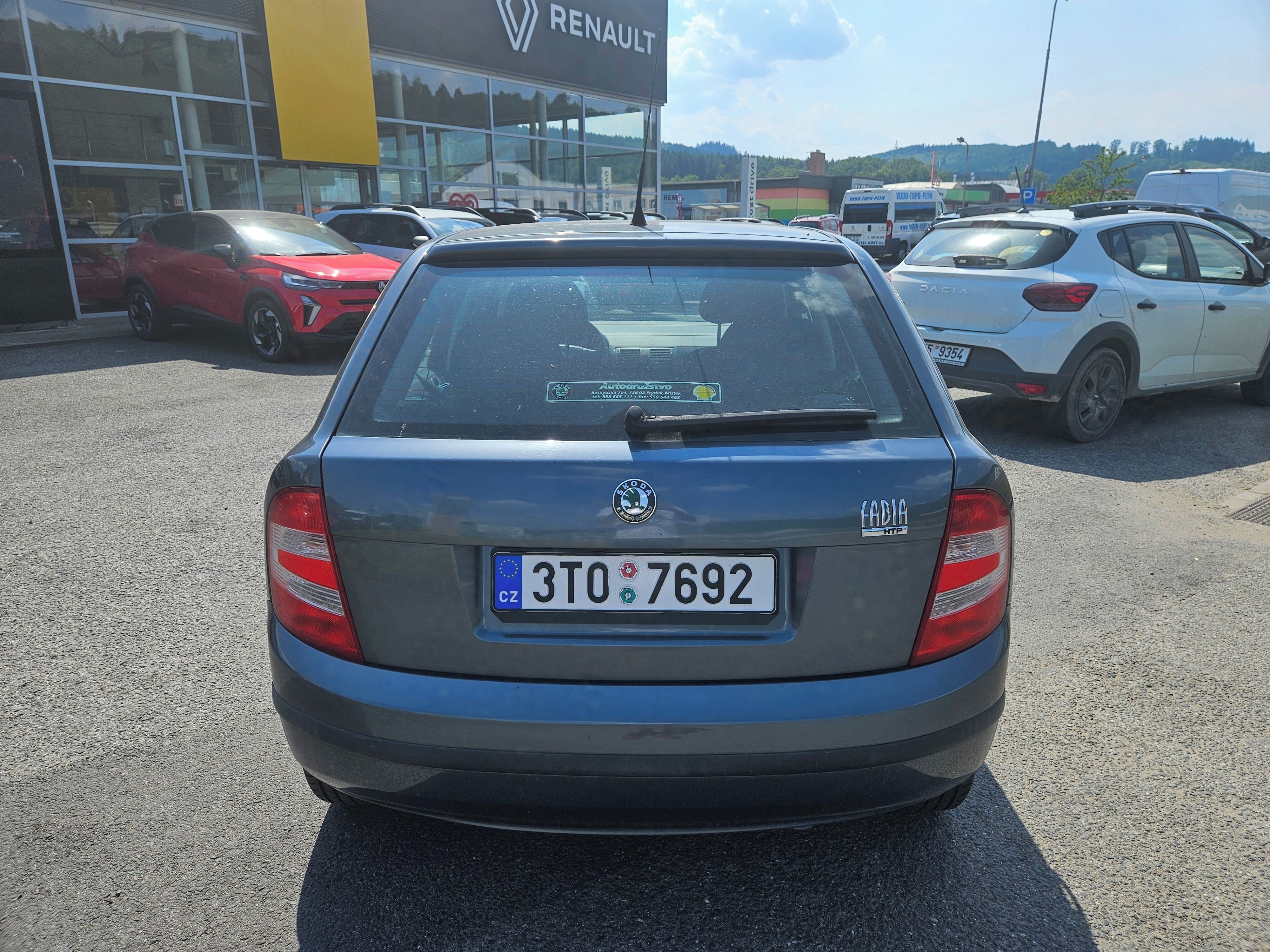 Škoda Fabia, najeto pouze 65 tis km - fotka 4