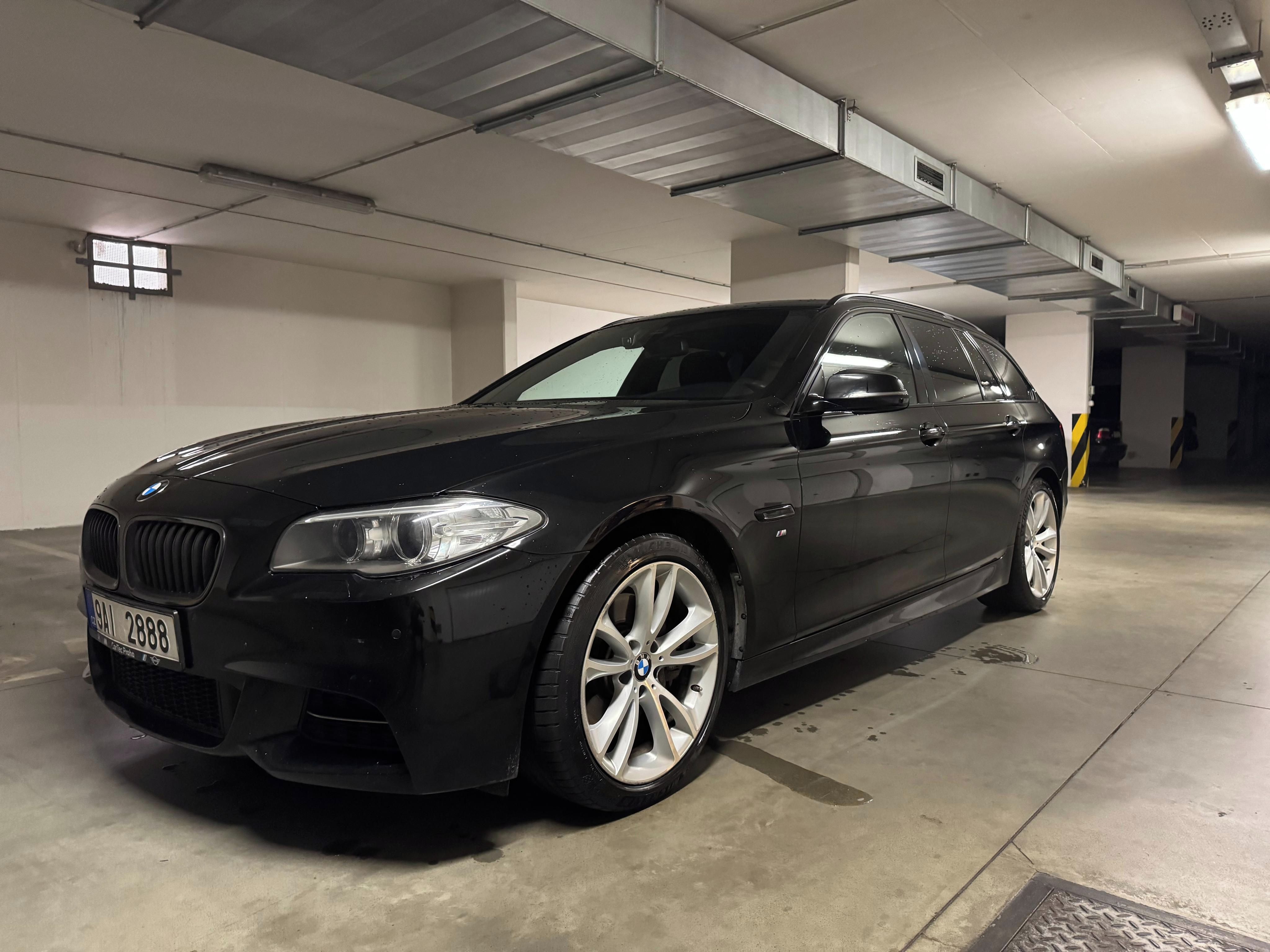 BMW Řada 5, F11 530dx LCI černá Mpaket taž - fotka 2