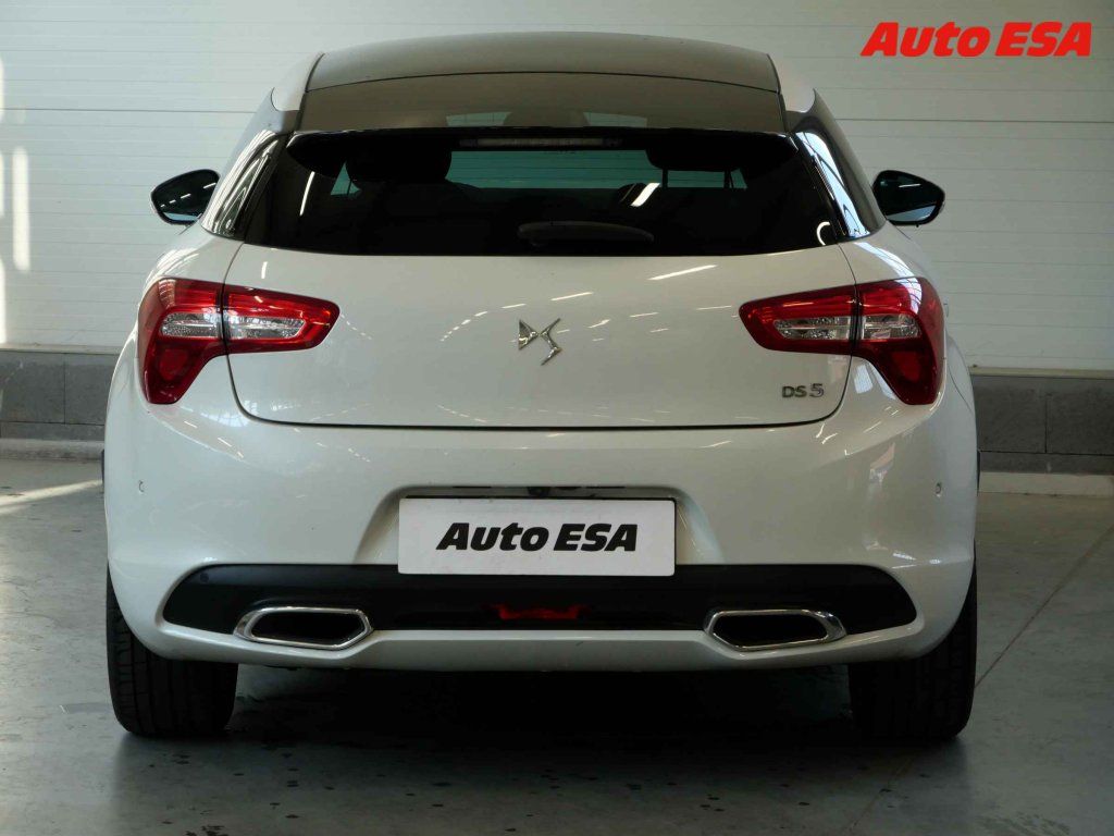 Citroën DS5, 2.0HDI,1.maj,ČR - fotka 5