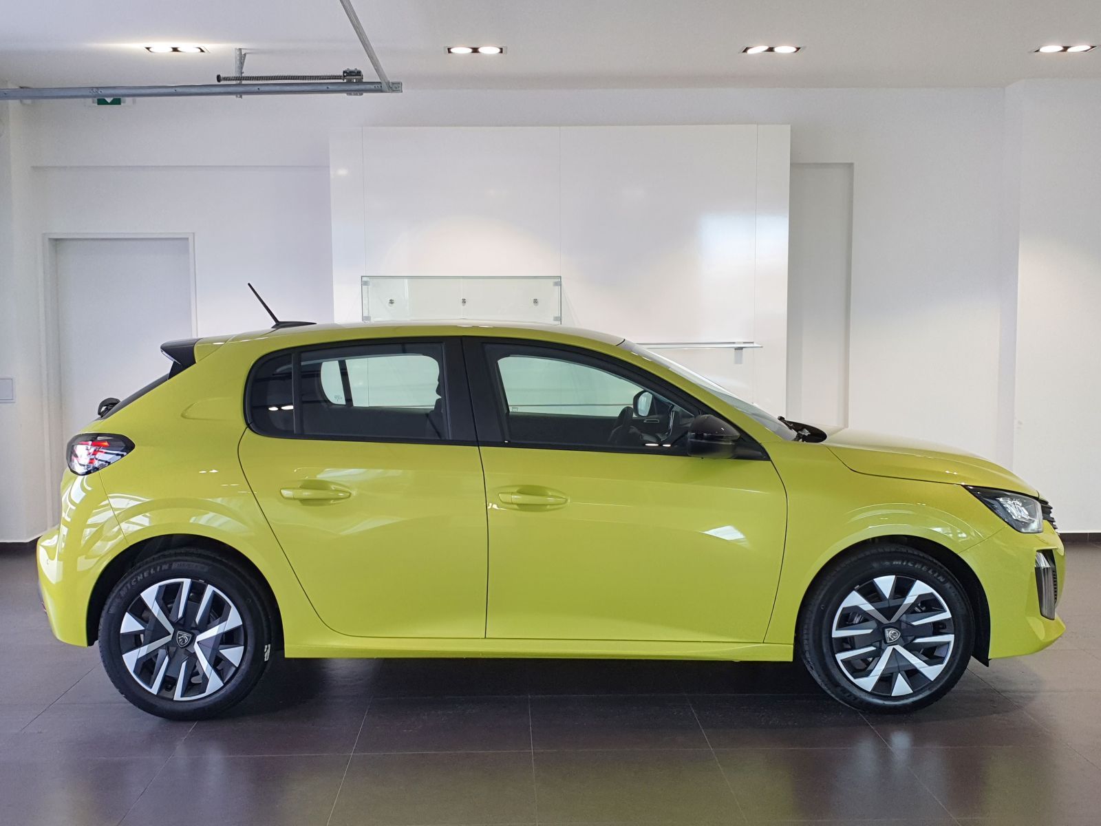 Peugeot 208, STYLE 1.2 TURBO 100k MAN6 - fotka 3