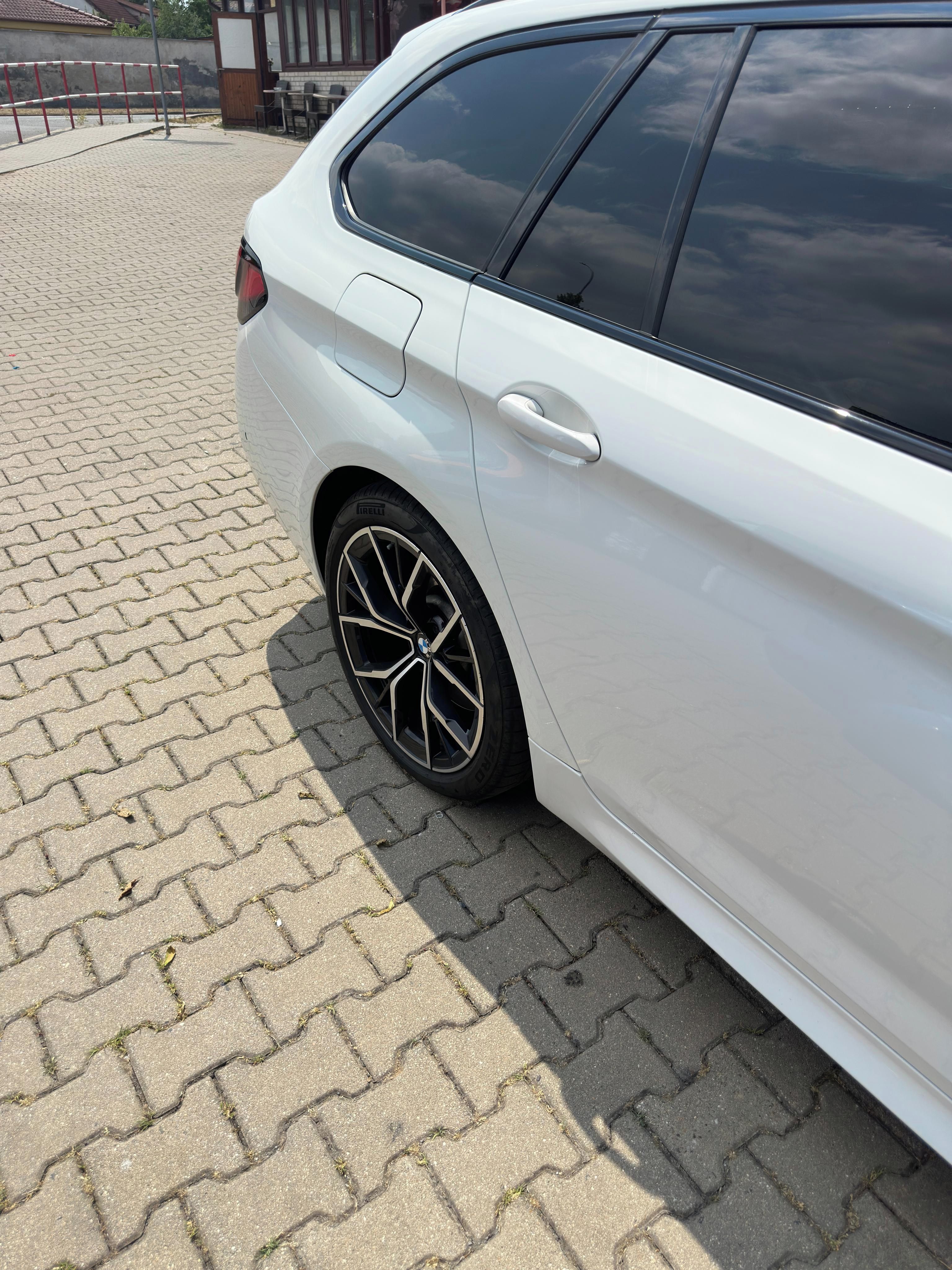 BMW Řada 5, BMW 540i H&K,Nezávislé. Laser - fotka 3