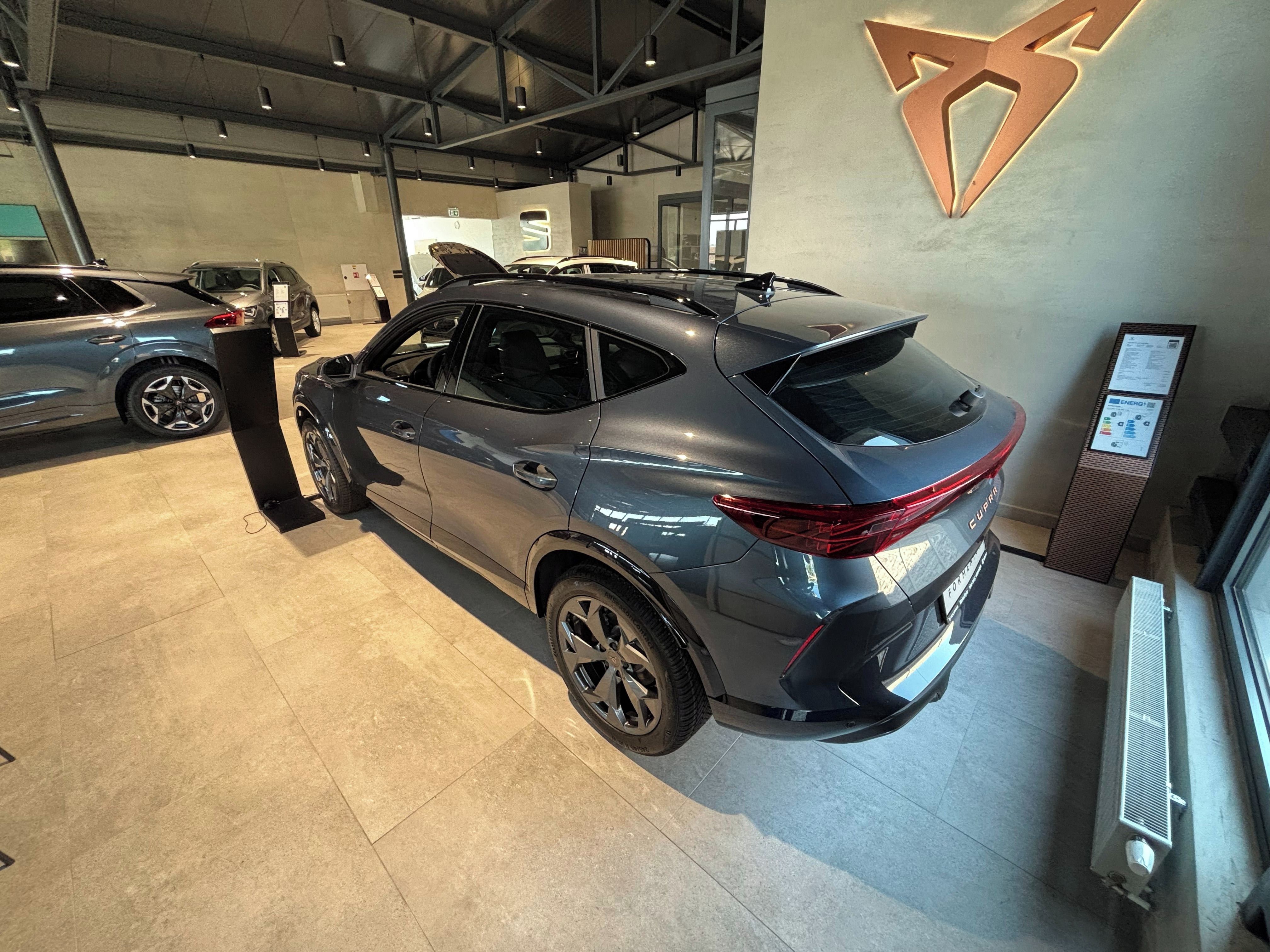 Cupra Formentor, 1.5 eTSI 150k DSG - fotka 3