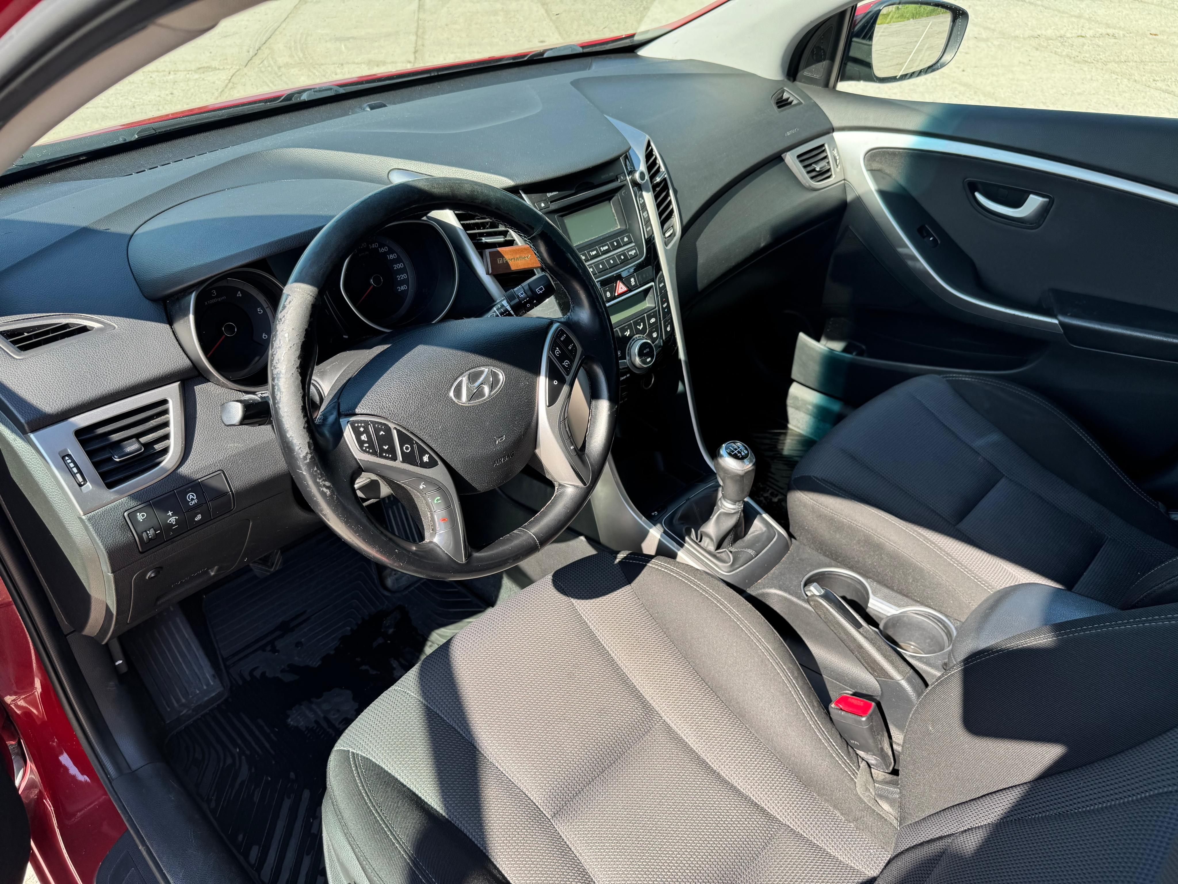 Hyundai i30, 1.6 ODPOČET DPH - fotka 5