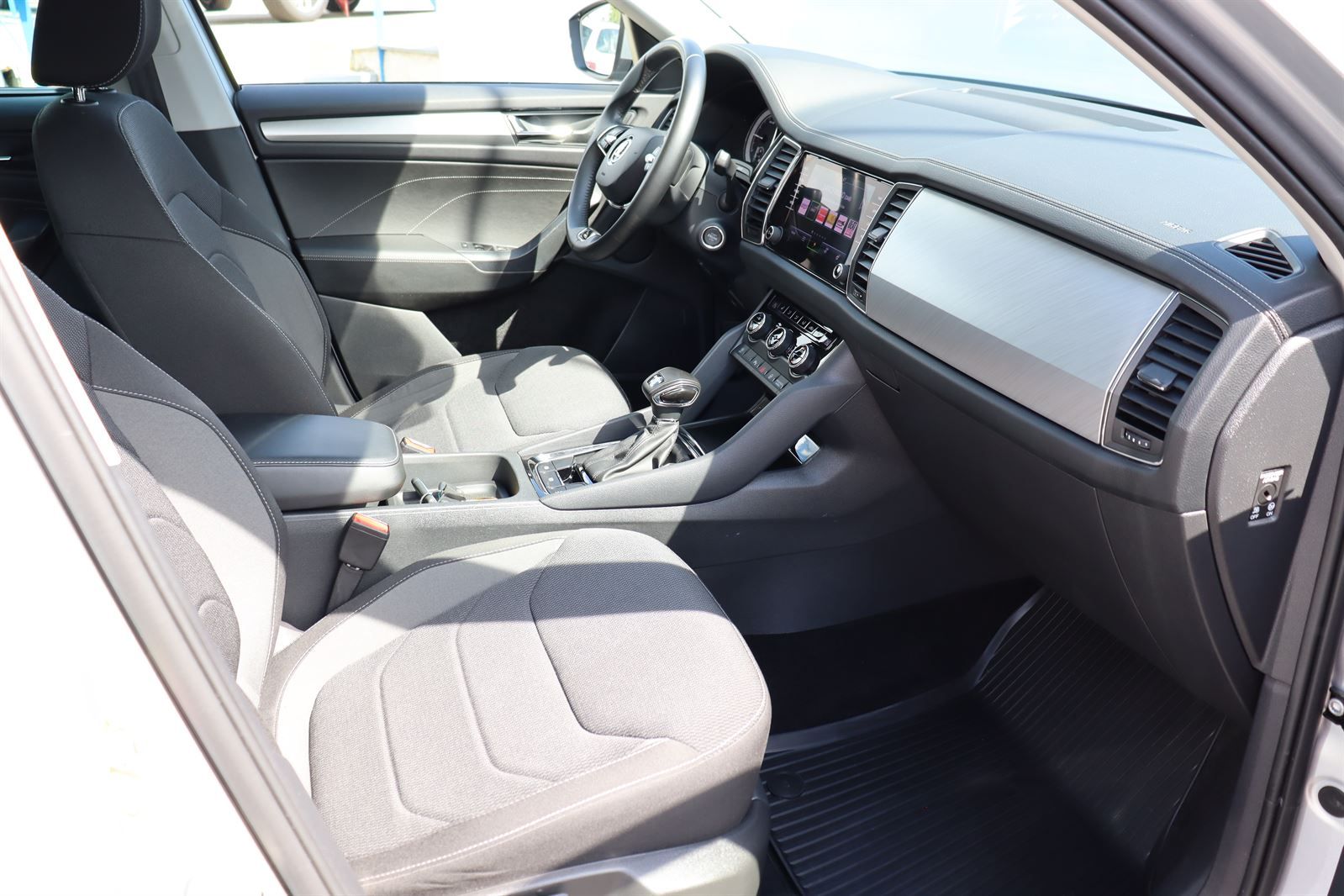 Škoda Kodiaq, 2.0 TDI Ambition 4x4 DSG - fotka 4