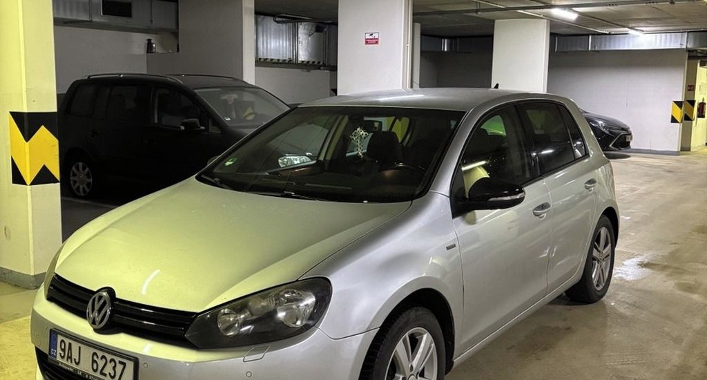 Volkswagen Golf, 1.4 Tsi 90 KW MATCH TOP VÝBAVA - fotka 3