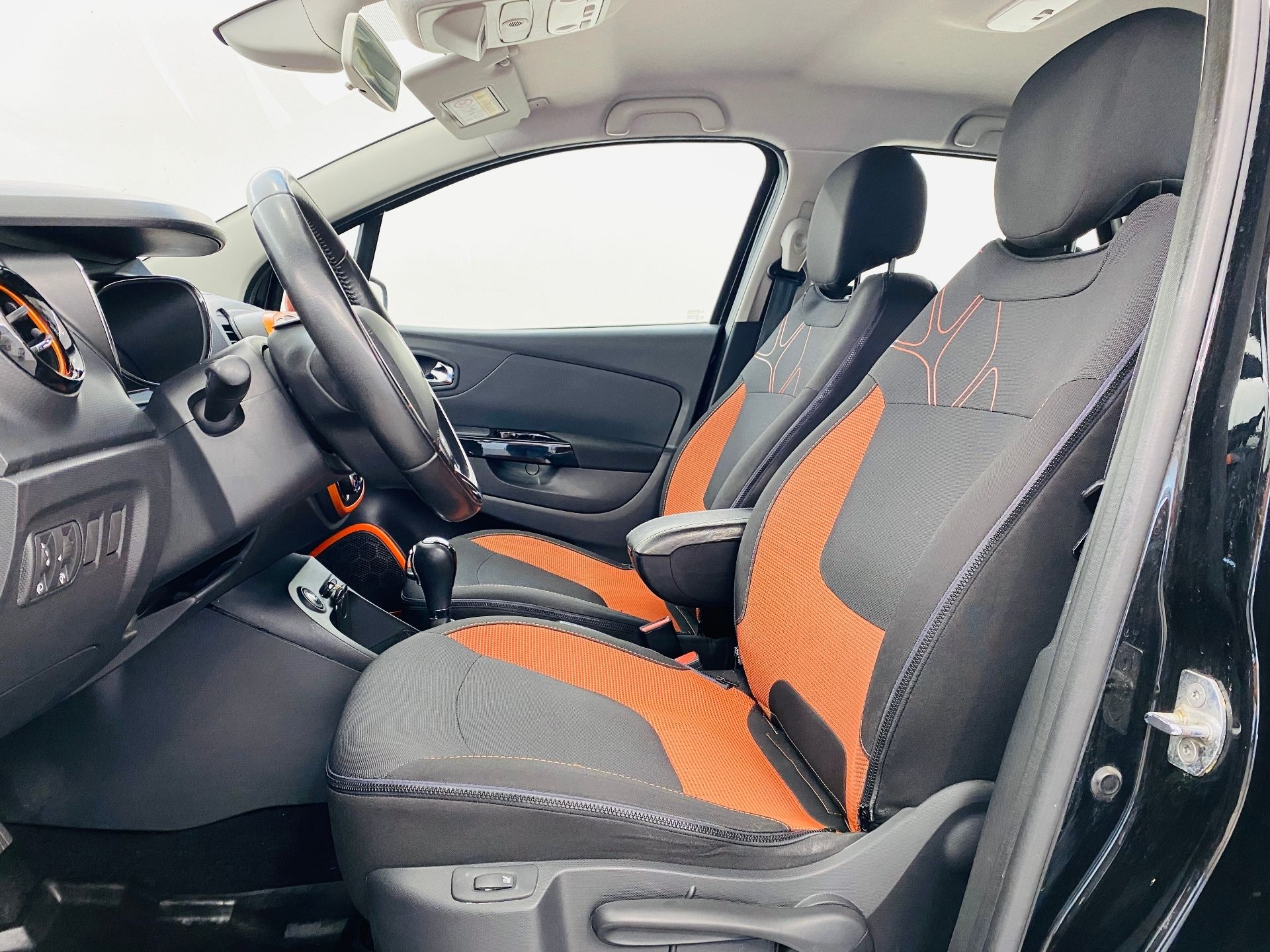 Renault Captur, 1.5 dCi 66 kW Navi - fotka 5