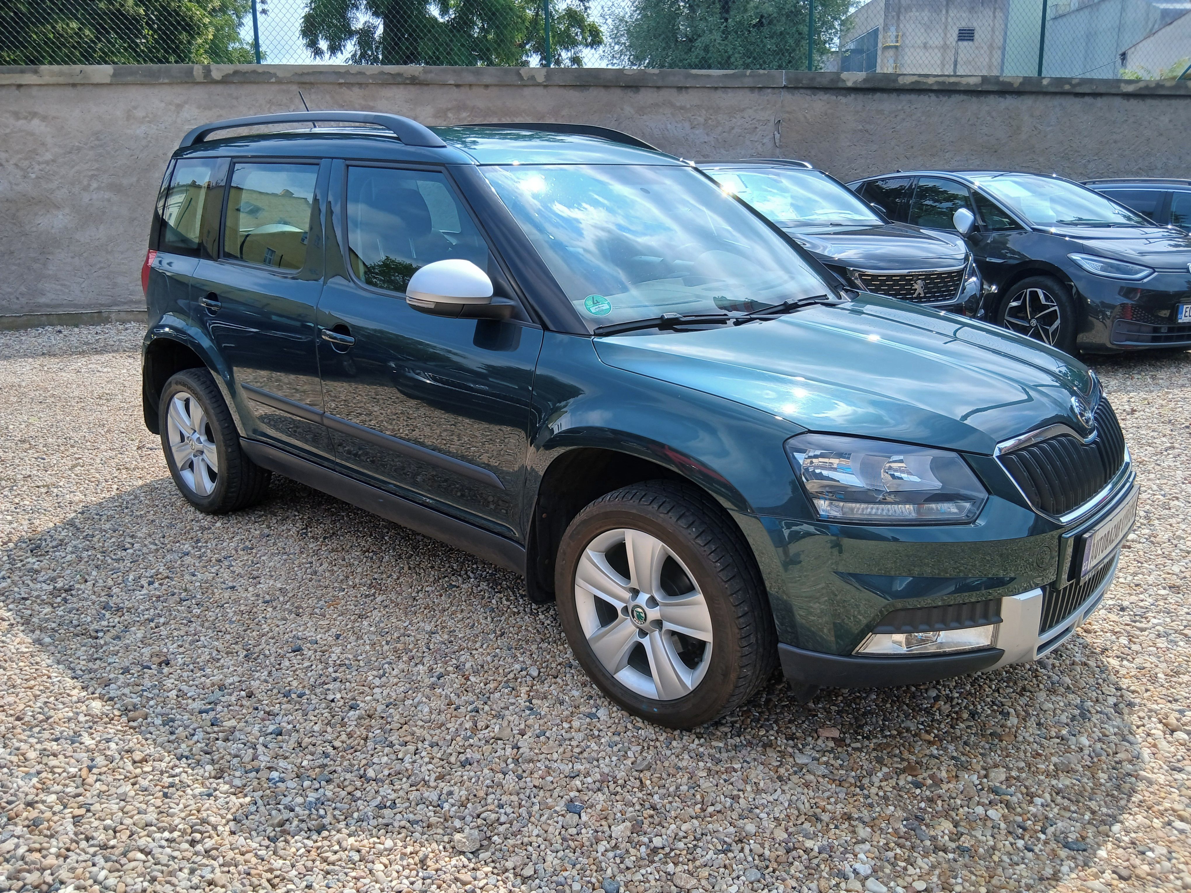 Škoda Yeti, 2.0TDi 81KW 4x4 S.Kniha 1xMaj - fotka 3