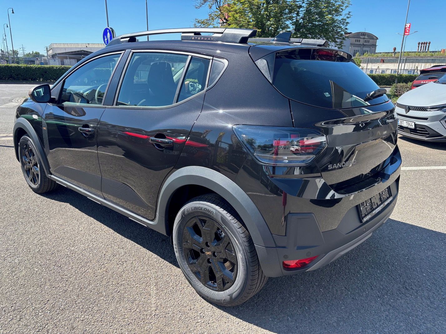 Dacia Sandero, Stepway Extreme Eco-G 120 - fotka 3