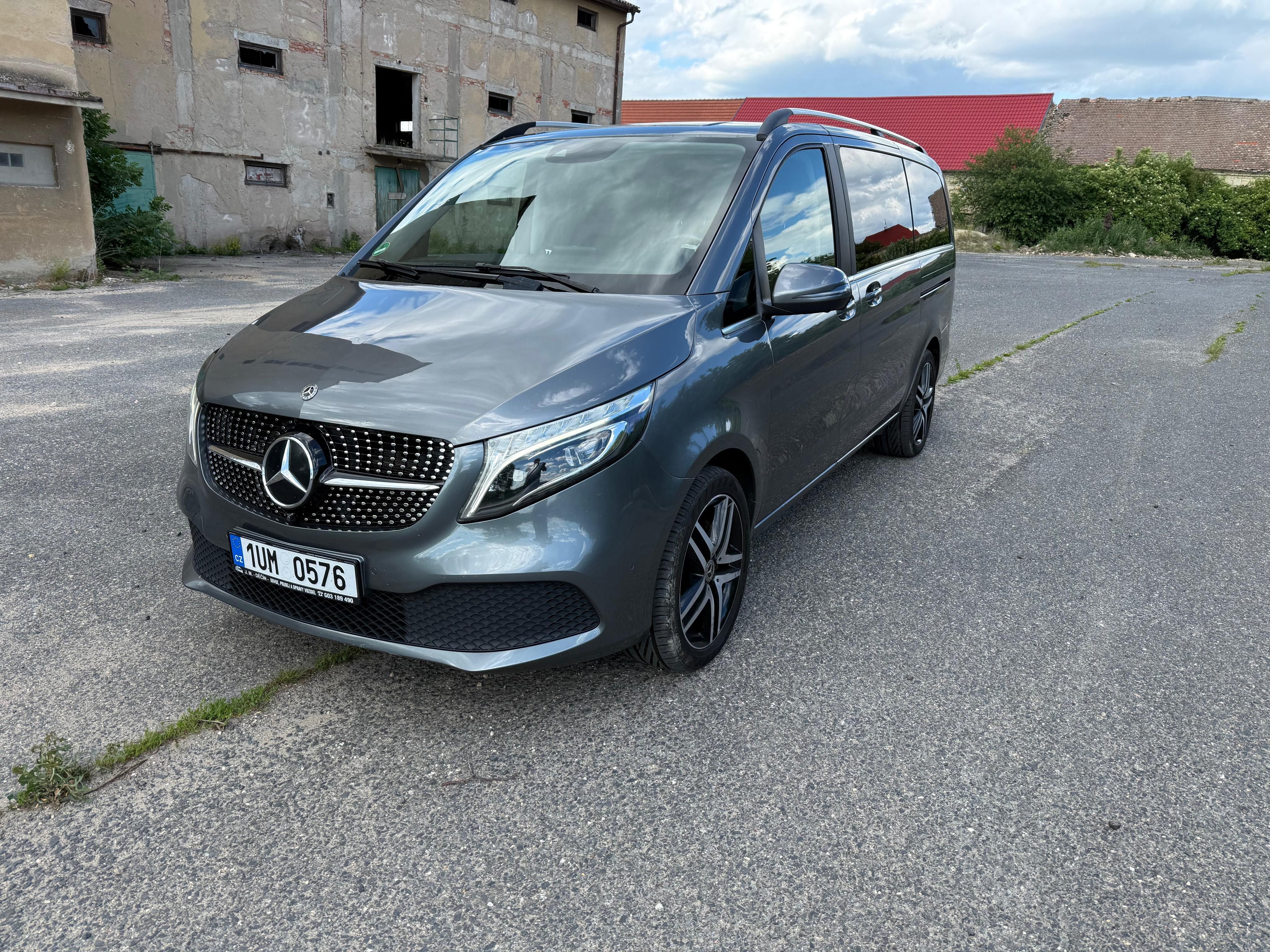Mercedes-Benz Třídy V, 300 d, 4M - fotka 2