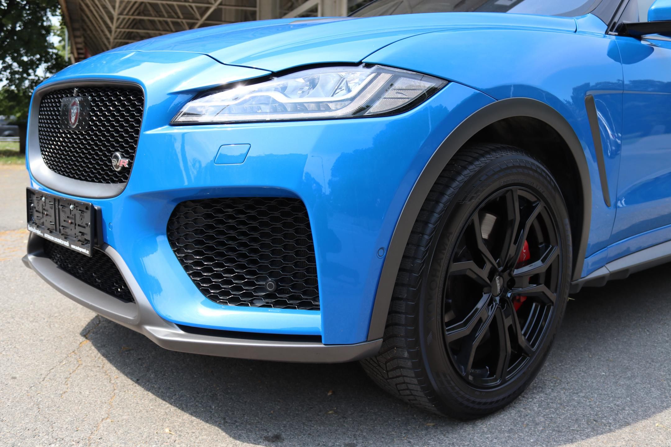 Jaguar F-Pace, SVR 5.0 V8 AWD 405kW DPH - fotka 5