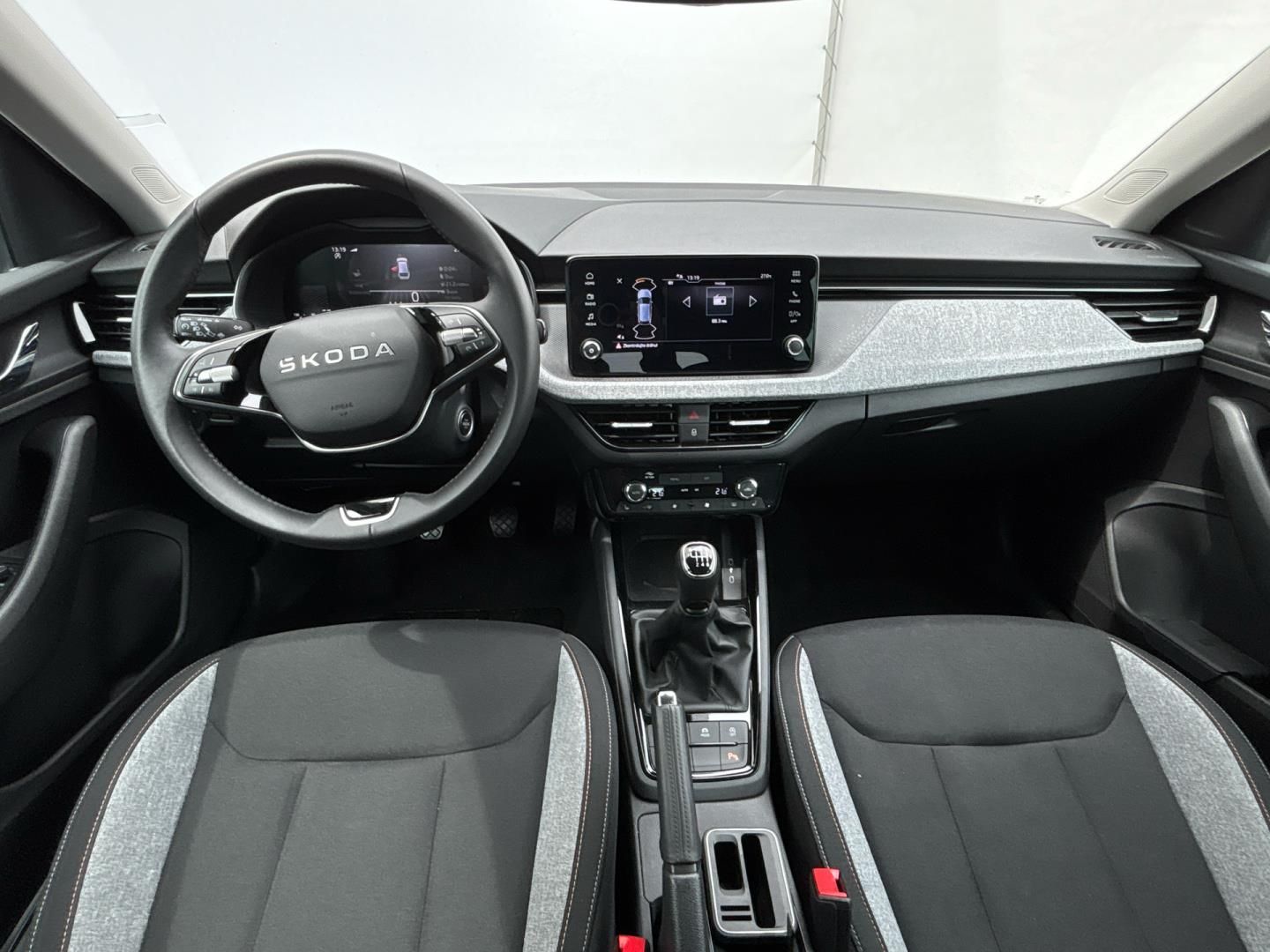 Škoda Scala, 1.0 TSI / 85 kW Selection - fotka 5