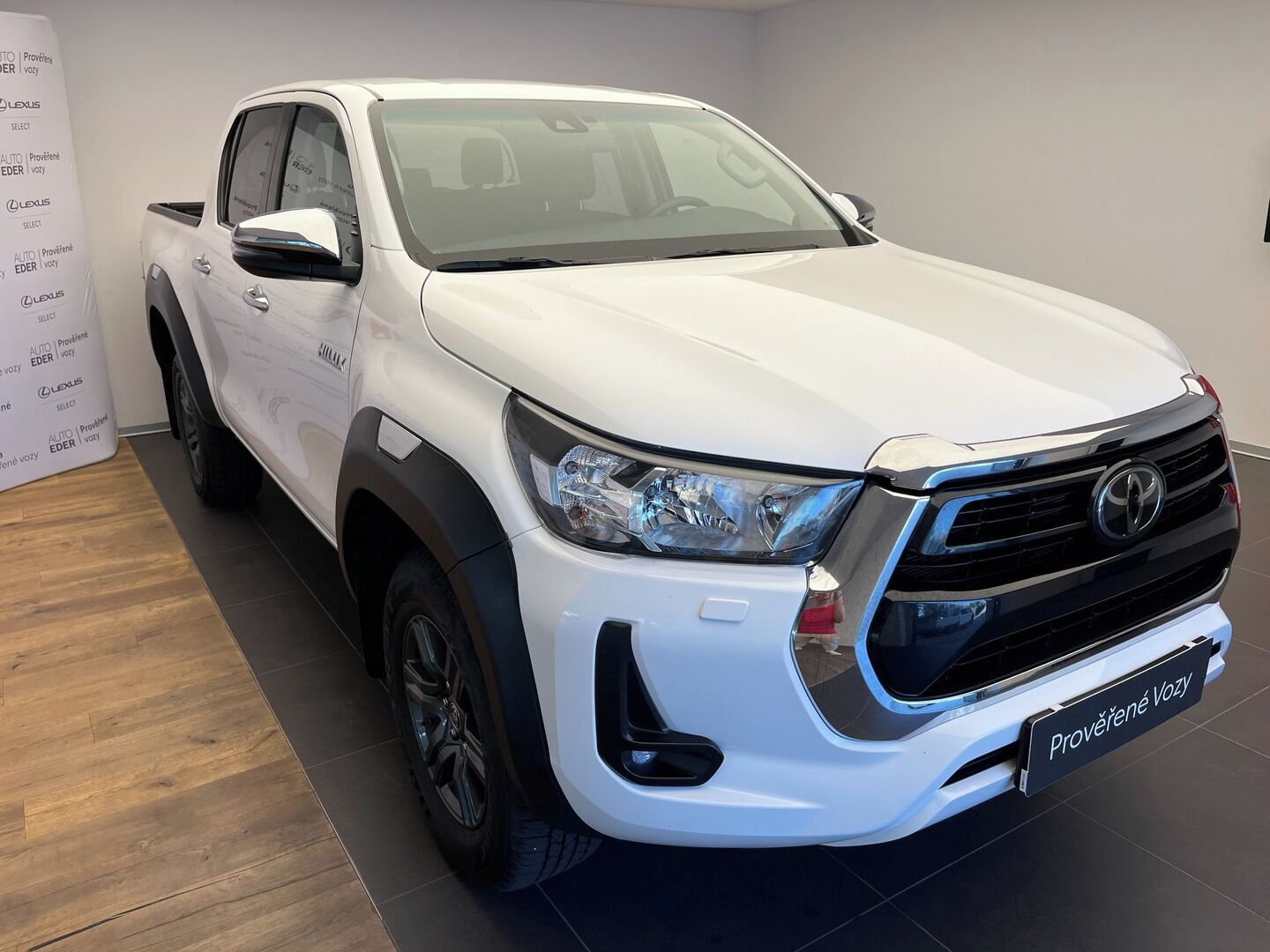 Toyota Hilux, Double Cab - 2.8L Diesel - 6 - fotka 3