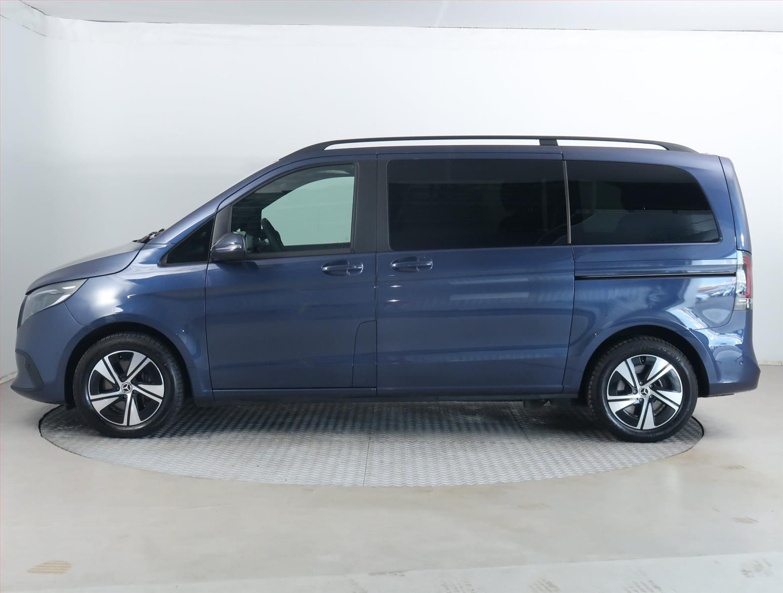 Mercedes-Benz Třídy V, 250 d, 6 míst, K, STYLE - fotka 2