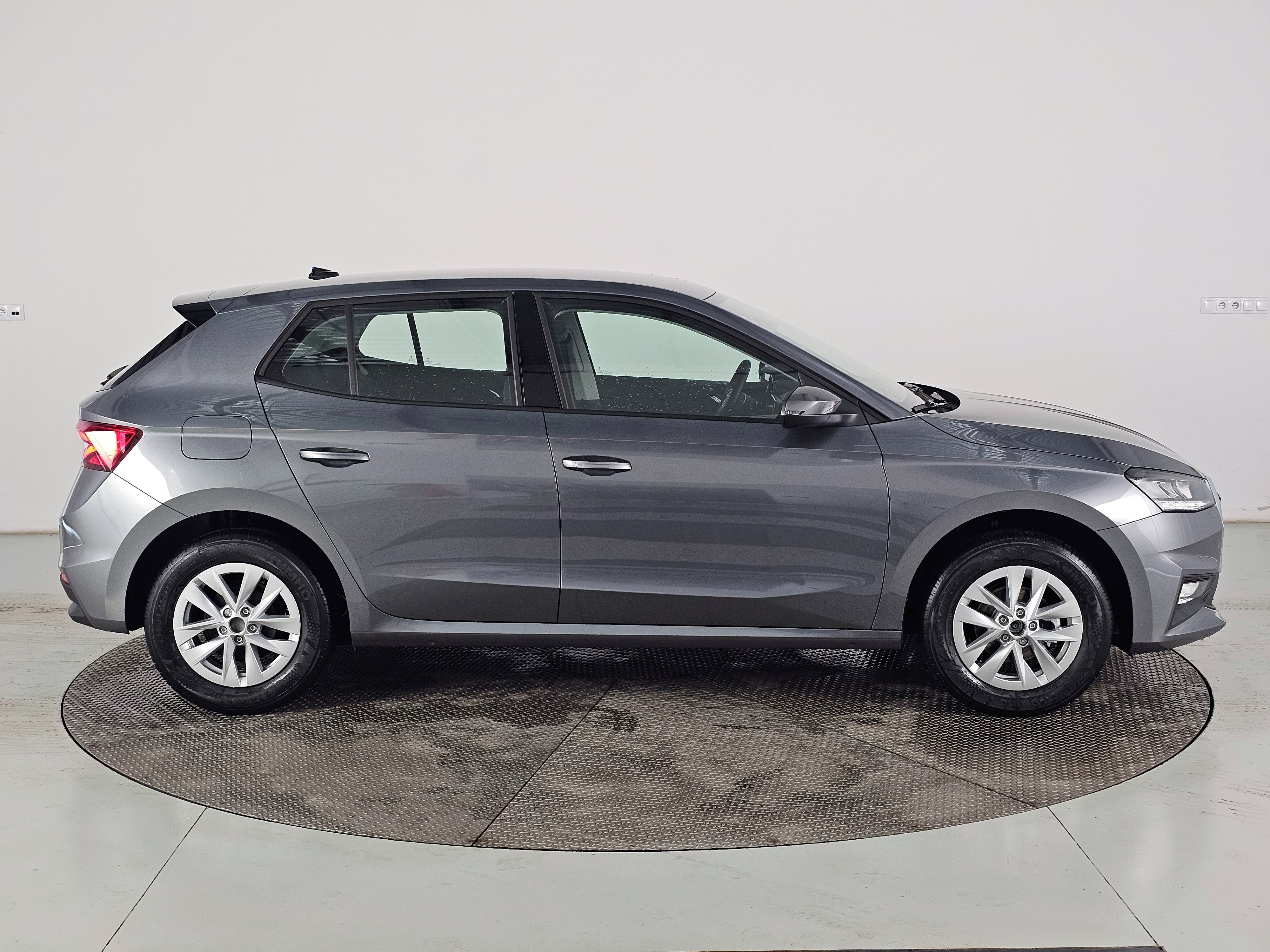 Škoda Fabia, Classic 1.0TSI 70kW 5st man. - fotka 4