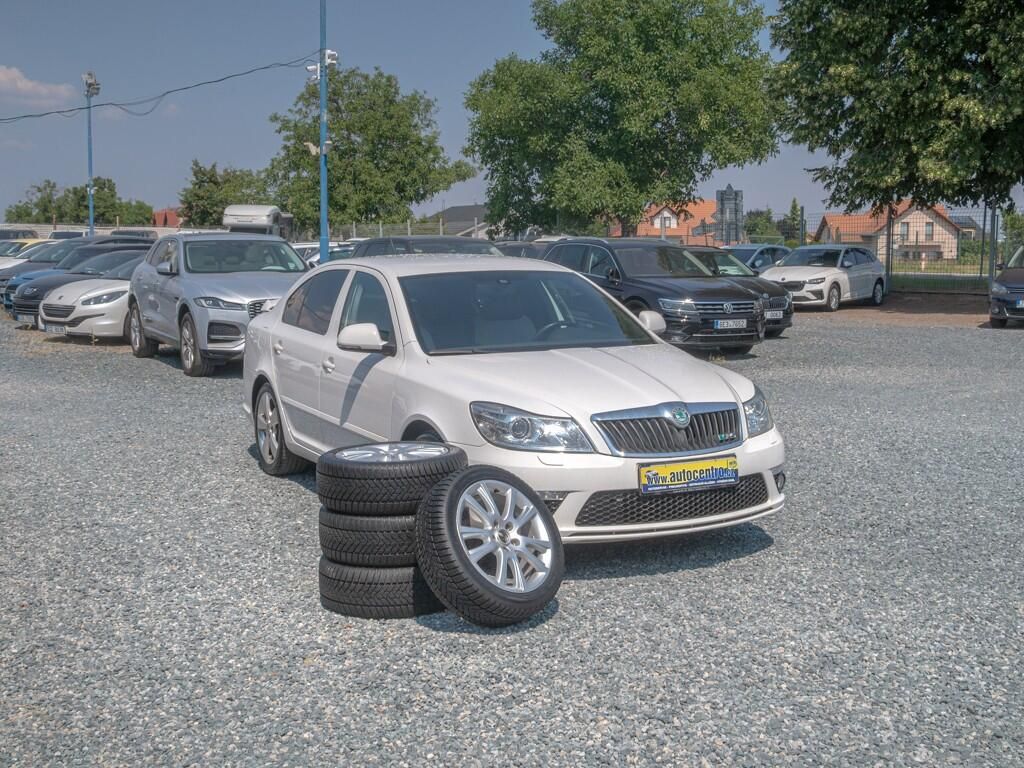 Škoda Octavia, 12/10 2.0TSI RS 147KW – SERVIS - fotka 6