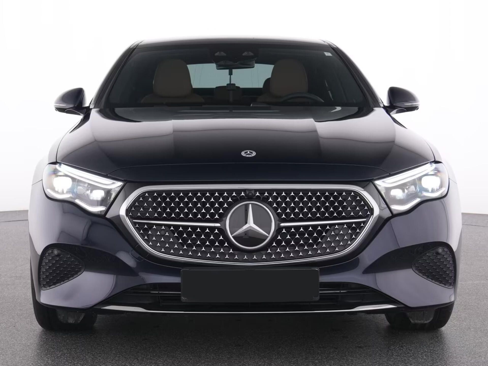 Mercedes-Benz Třídy E, 300 de 4M Avantgarde Pano Vent - fotka 2