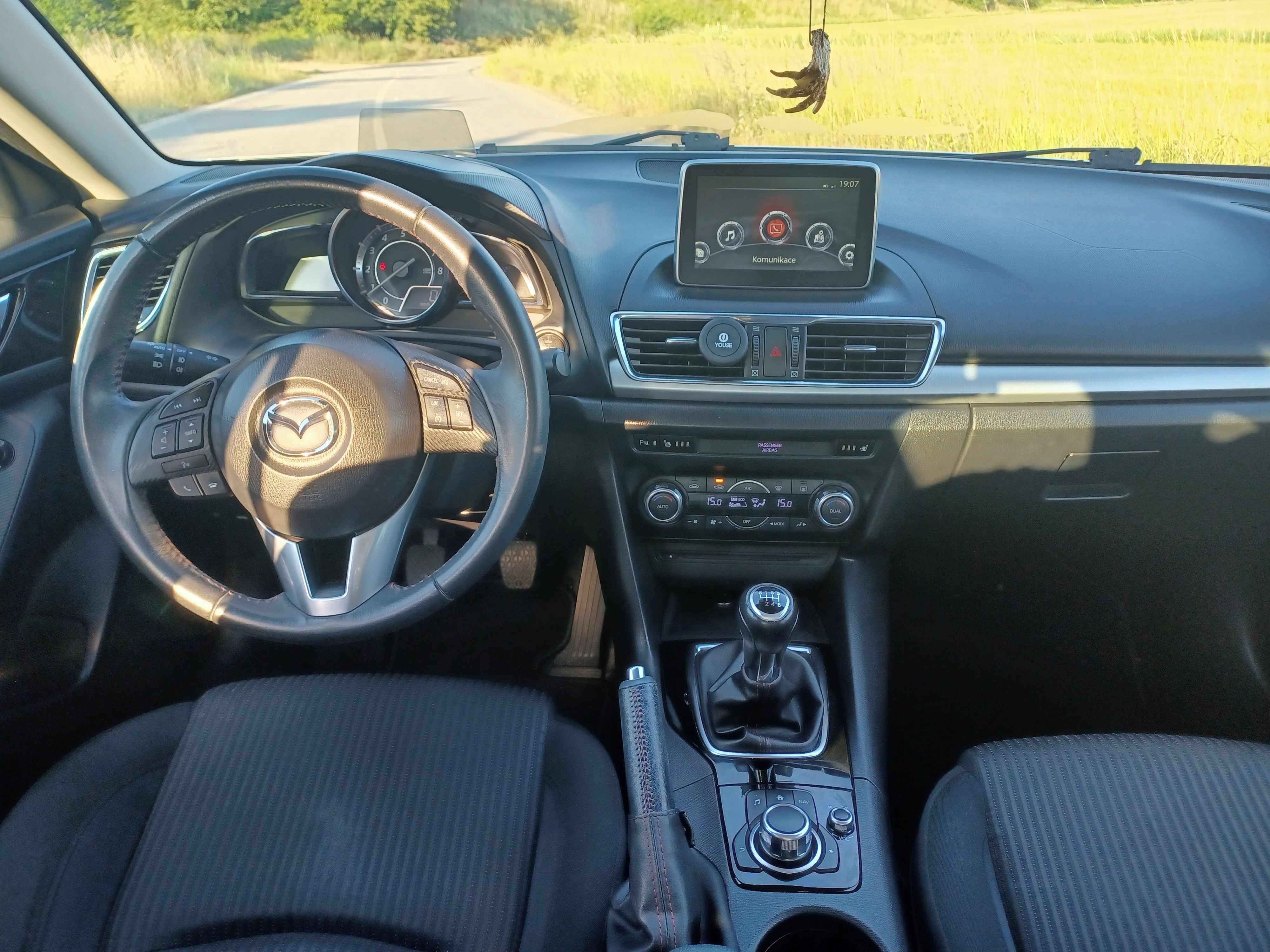 Mazda 3, SDN 2,0i  120k Revolution - fotka 5