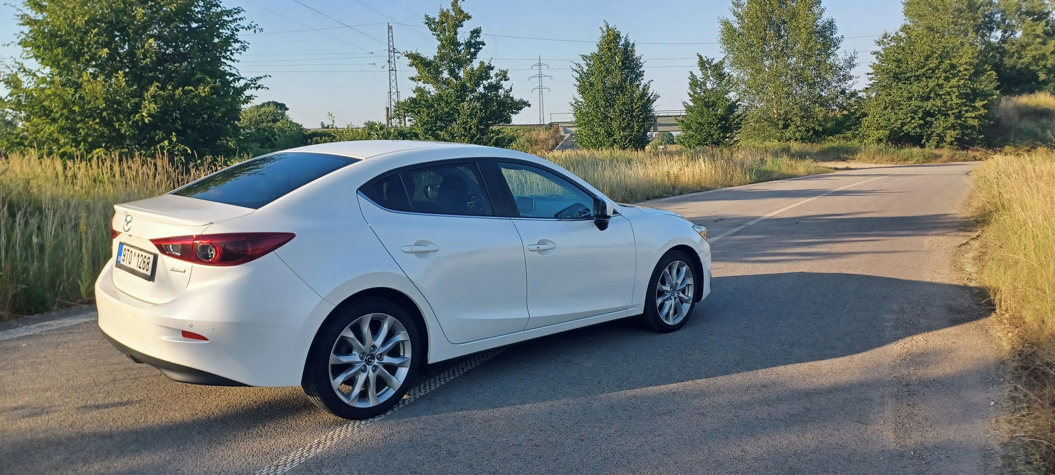 Mazda 3, SDN 2,0i  120k Revolution - fotka 3