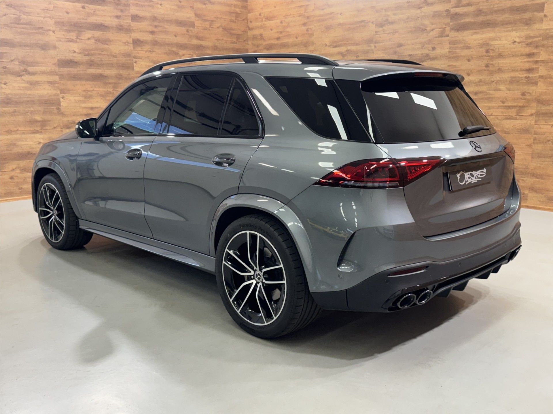 Mercedes-Benz GLE, 350d AMG MULTIBEAM LED PPF - fotka 2