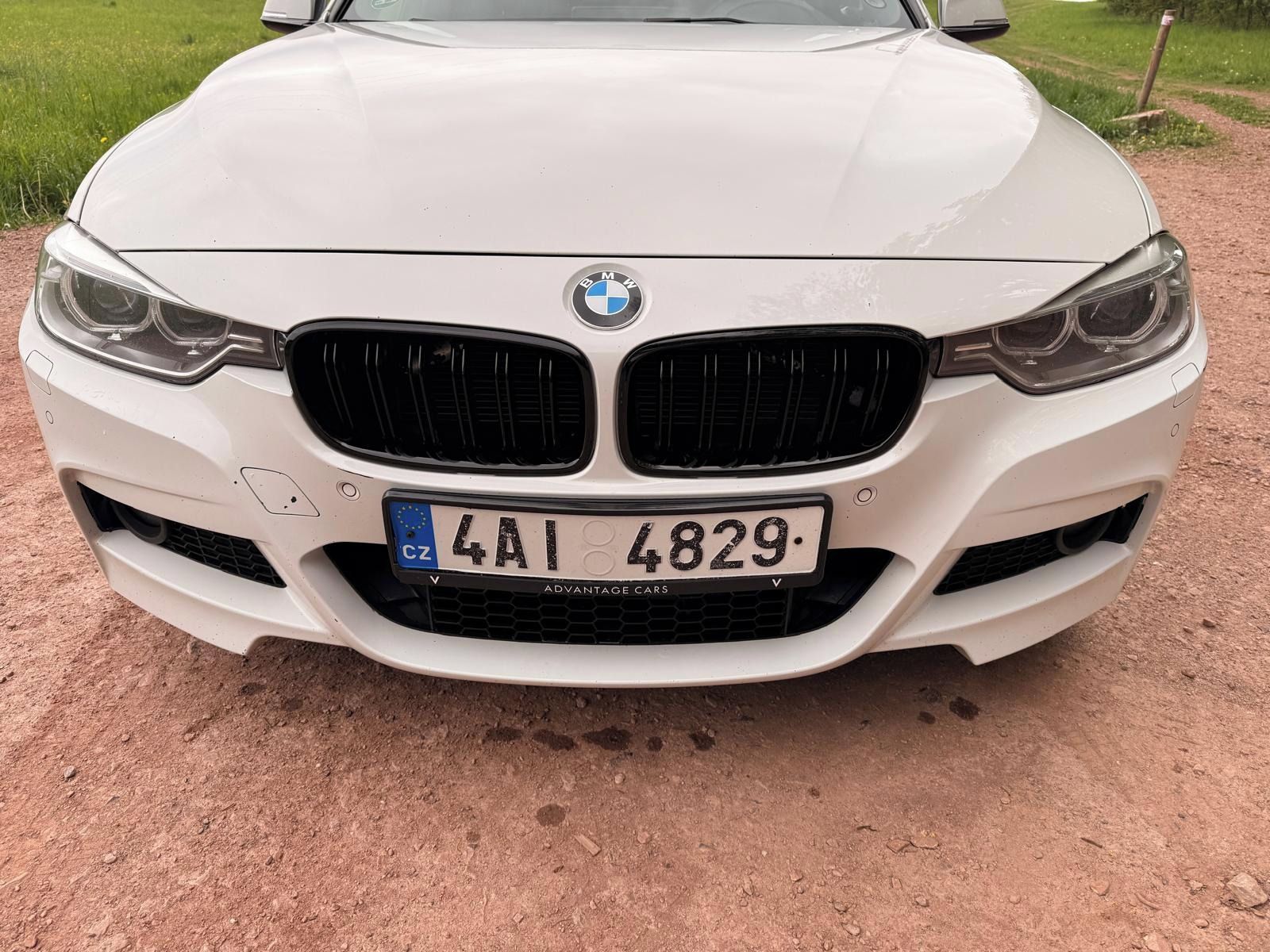 BMW Řada 3, 320d F30 xDrive M-paket - fotka 4