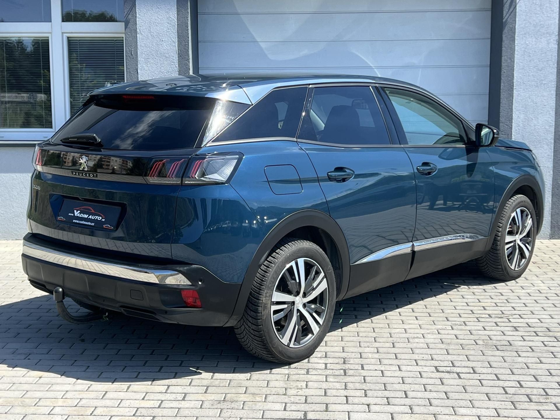 Peugeot 3008, 1.2 PT 130K ALLURE AT TAŽNÉ - fotka 4
