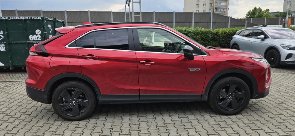 Mitsubishi Eclipse, 2,4 PHEV PLUG-in Hybrid 4x4  I - fotka 3