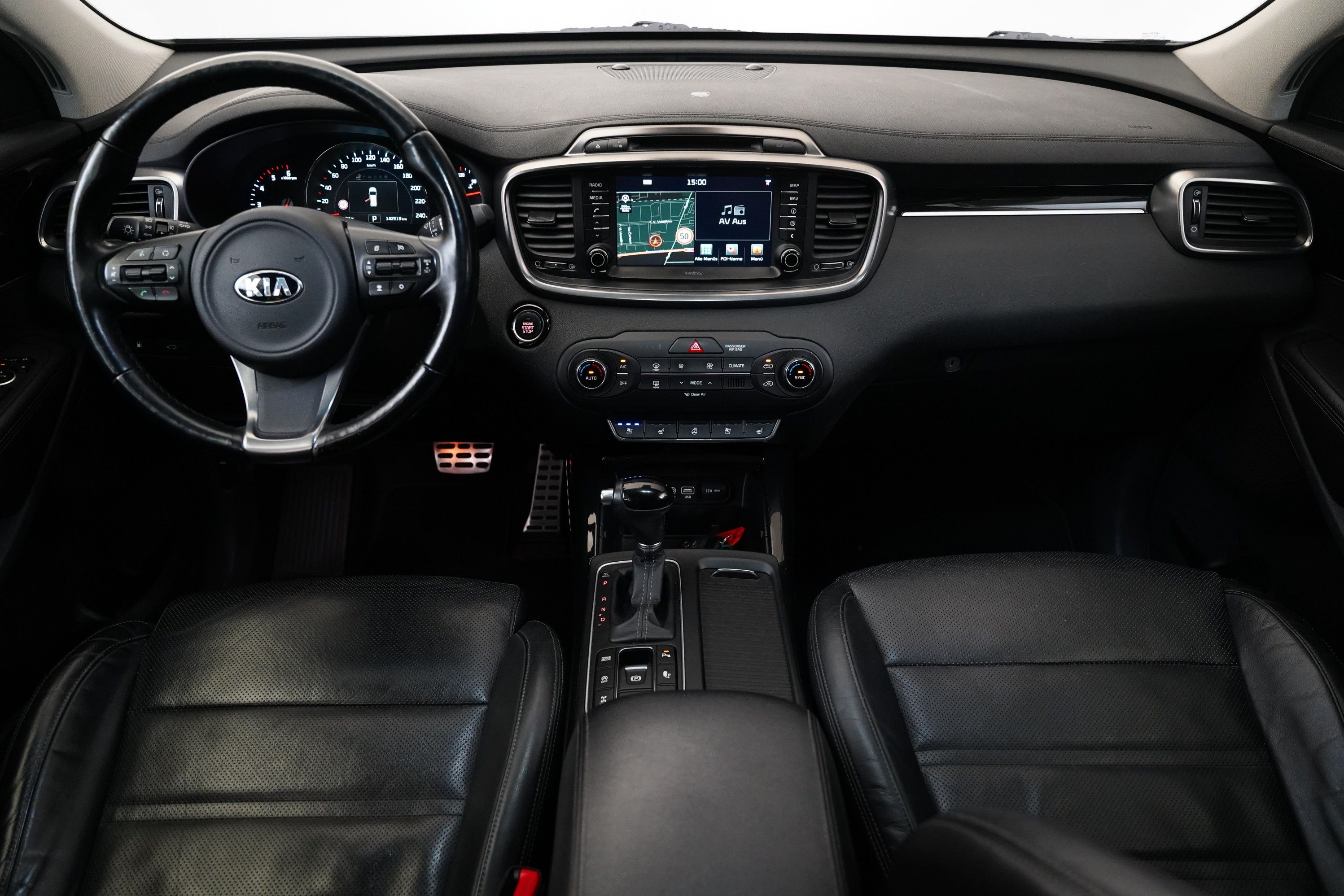 Kia Sorento, 2.2 CRDi 147 kW 4WD Platinum - fotka 5