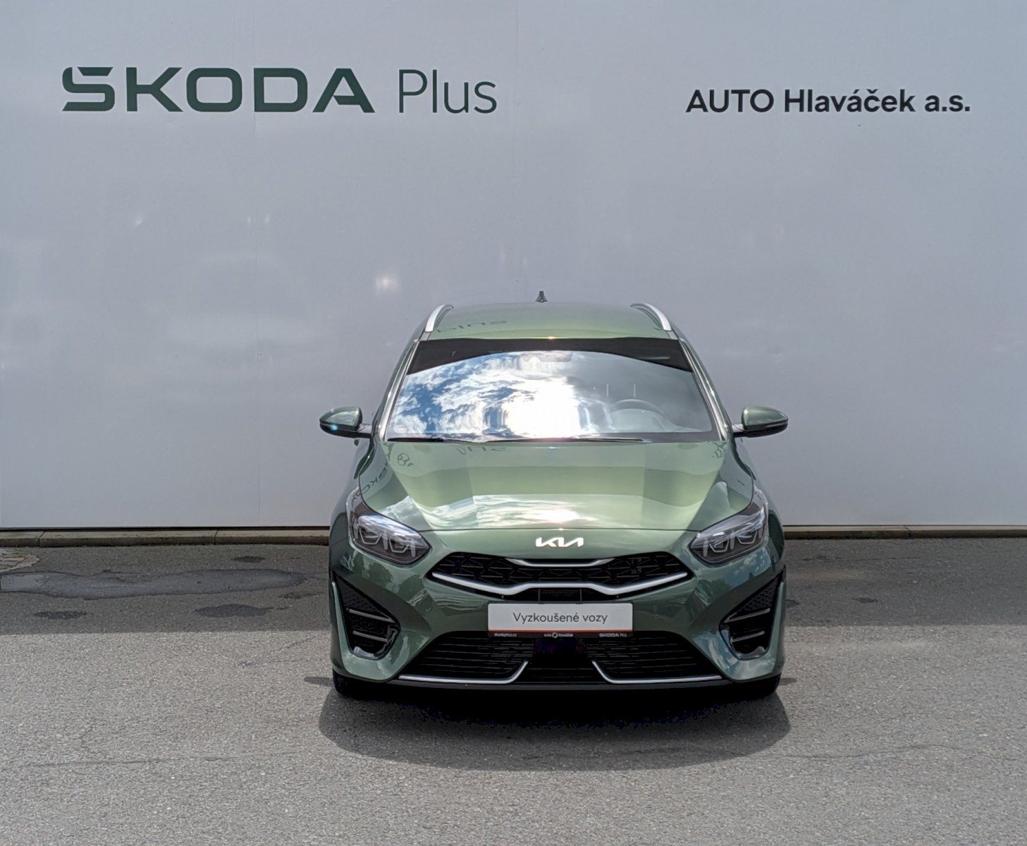 Kia Cee´d, SW GT- LINE 1.5 / 118kW  7 DCT - fotka 4