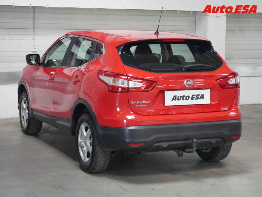 Nissan Qashqai, 1.2 DIG - T,ČR - fotka 4