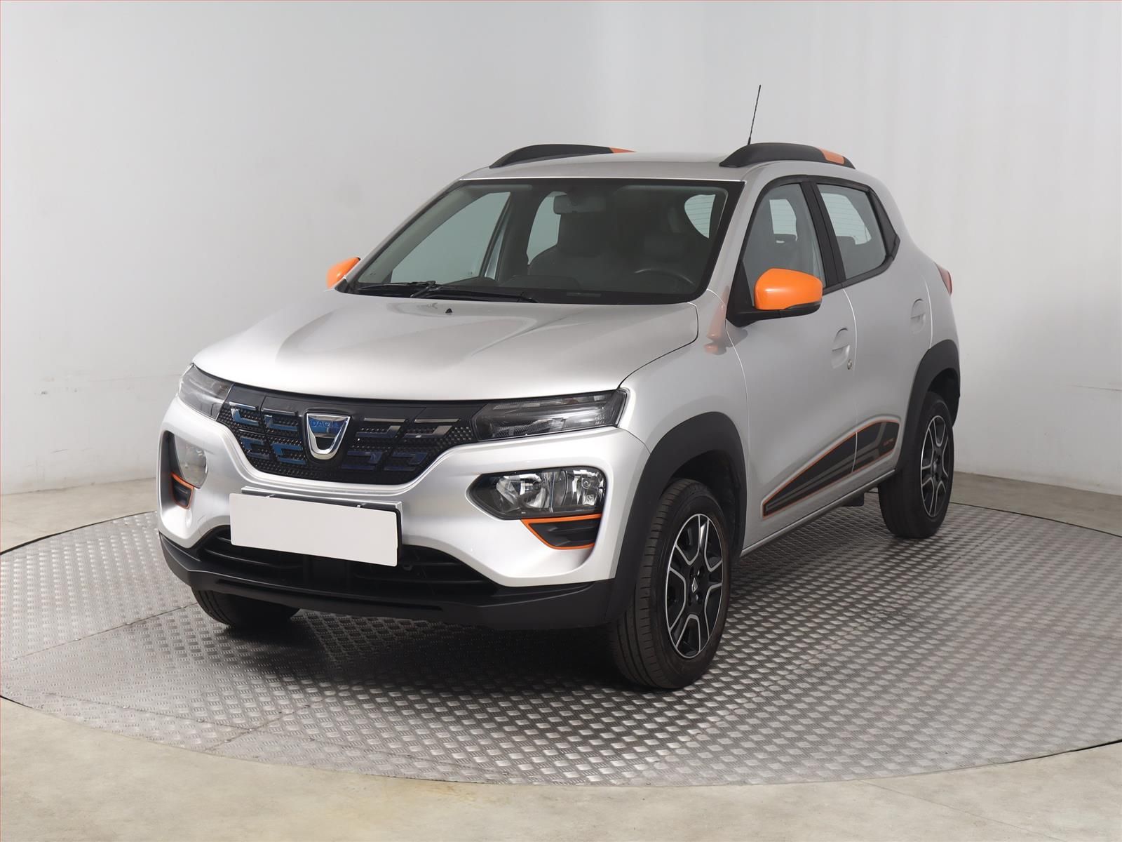 Dacia Spring, Electric 45 (27 kWh), SoH 91% - fotka 2