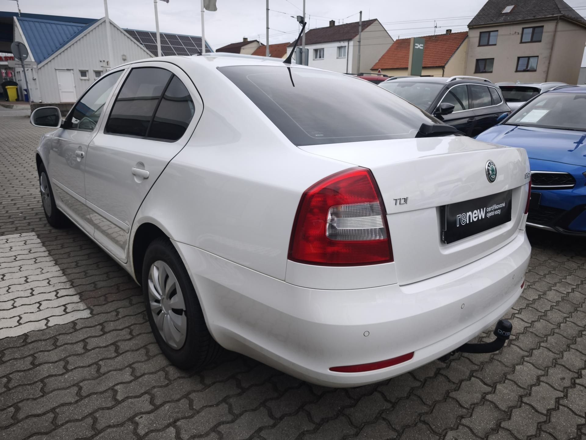 Škoda Octavia, 2011 ČR 1.6 TDI 77kW - fotka 4