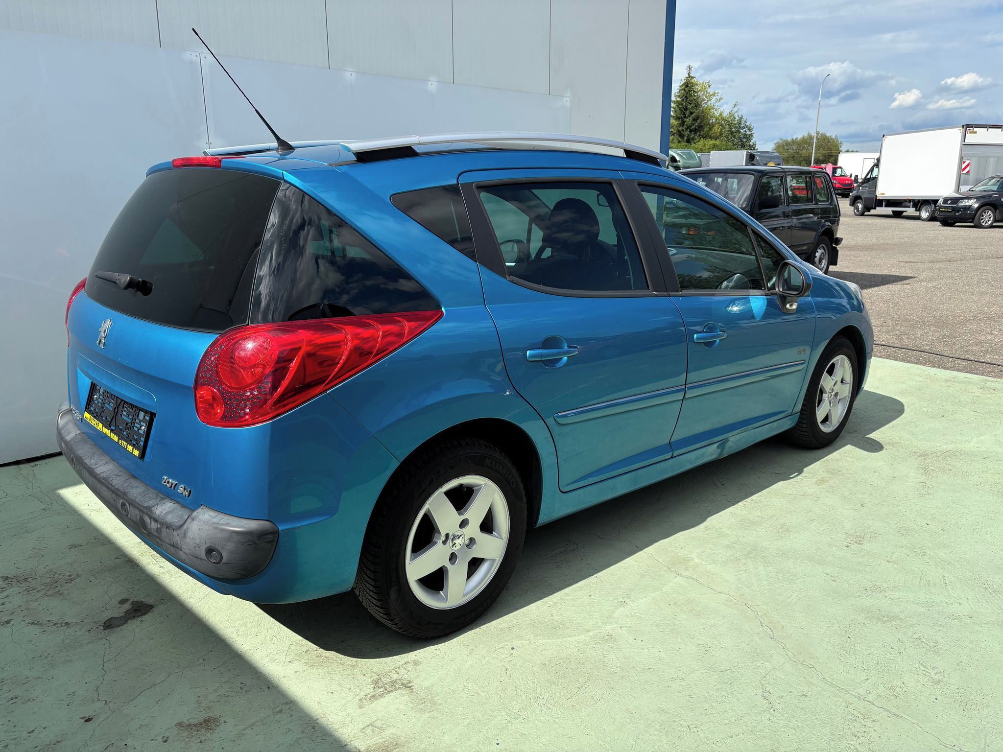 Peugeot 207, 1.4VTi, 70kW, Klima, Výhřevy - fotka 2