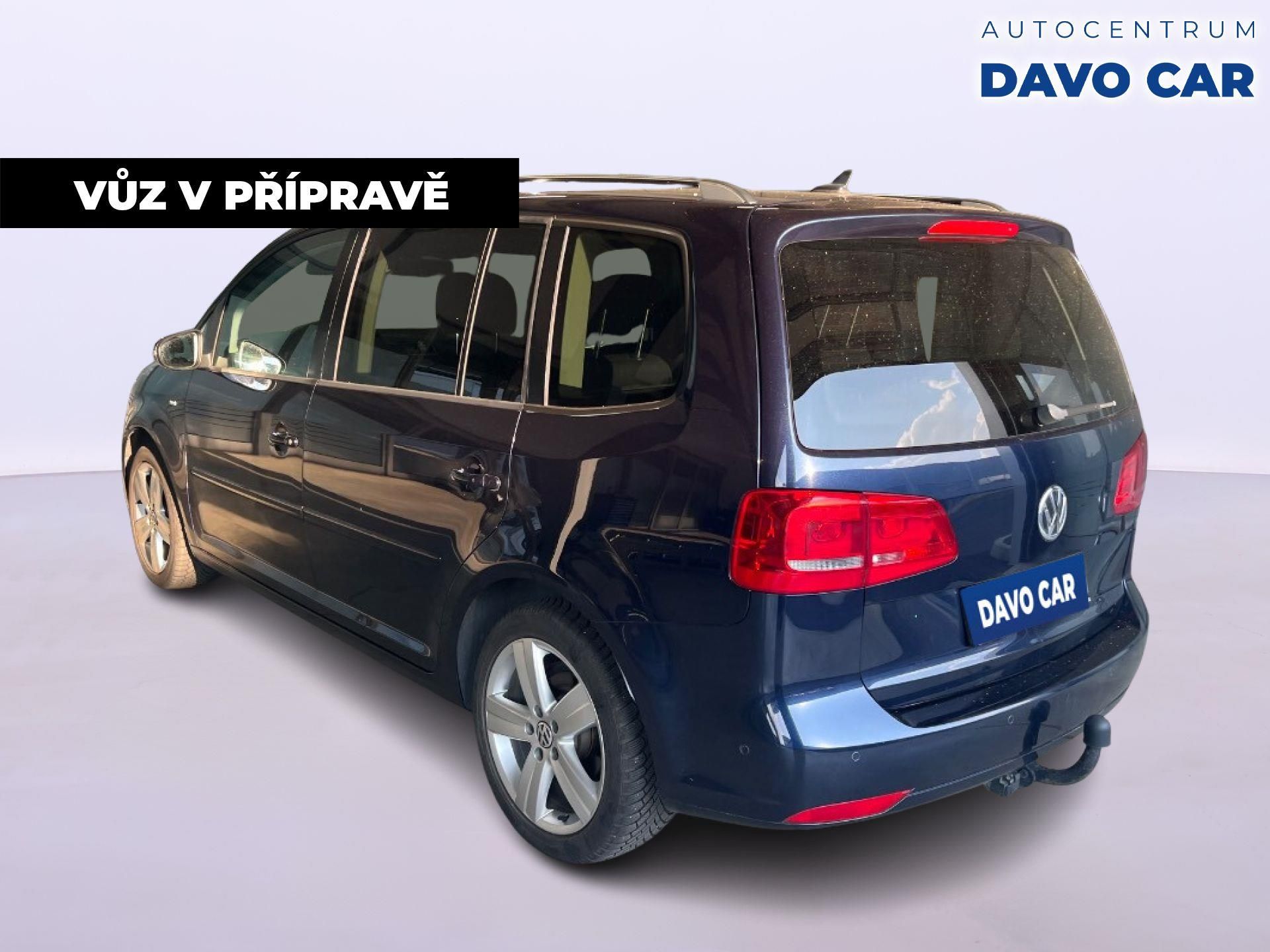 Volkswagen Touran, 1,6 TDI Cup Panorama Serv.knih - fotka 4