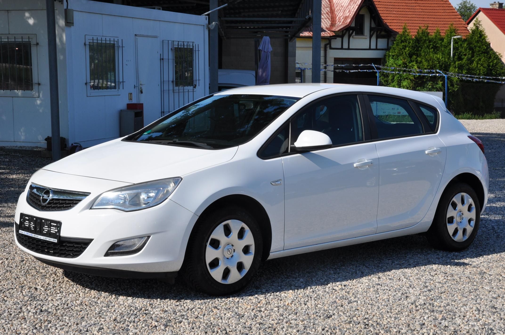 Opel Astra, 1.4i 16V 74kW 5dv.