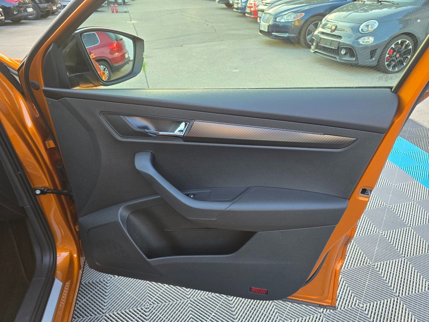 Škoda Karoq, 1.5TSI/2022/SPORTLINE/1.MAJ/ČR - fotka 6
