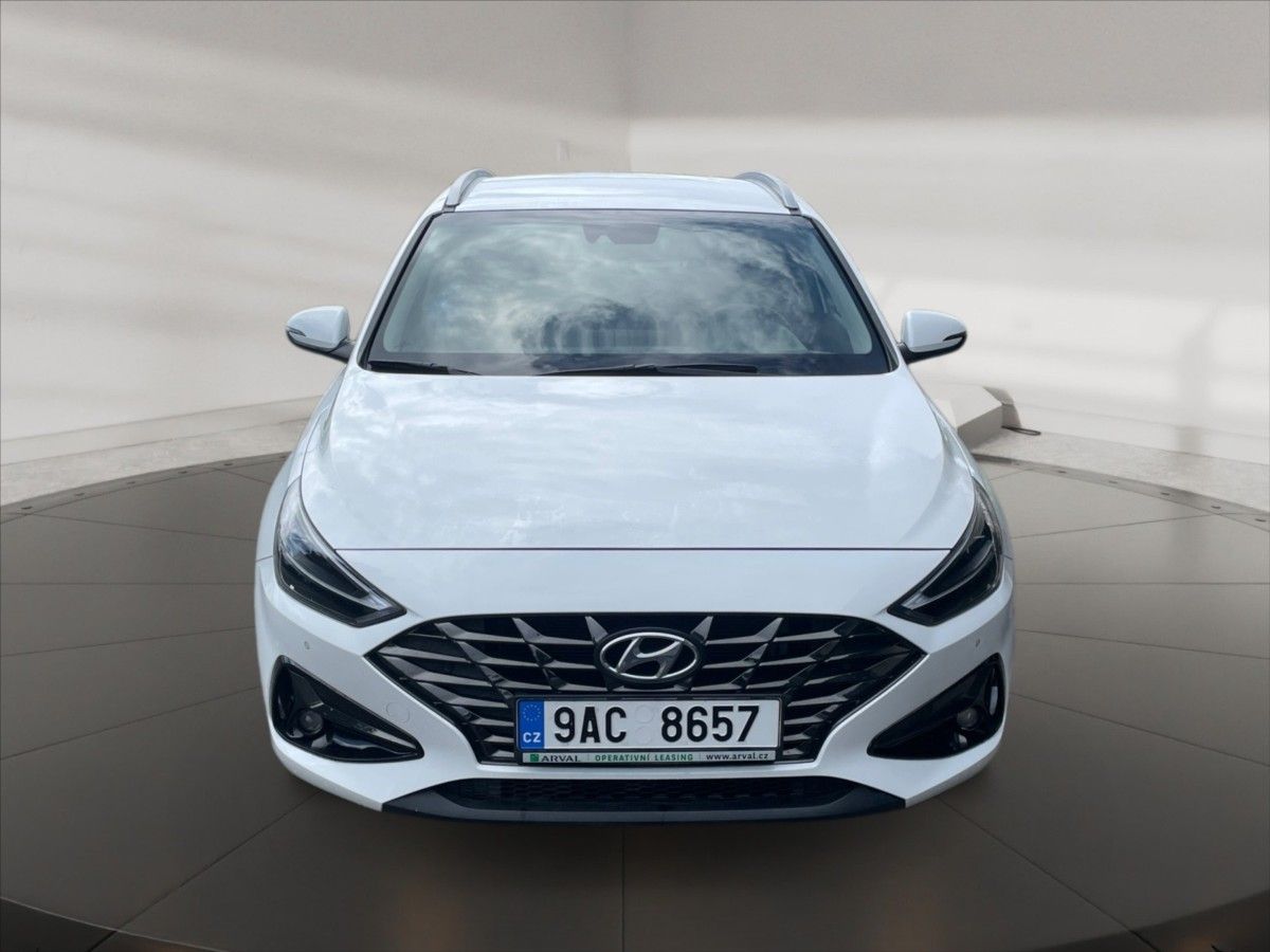Hyundai i30, 1,6 CRDi 115 Smart - fotka 2